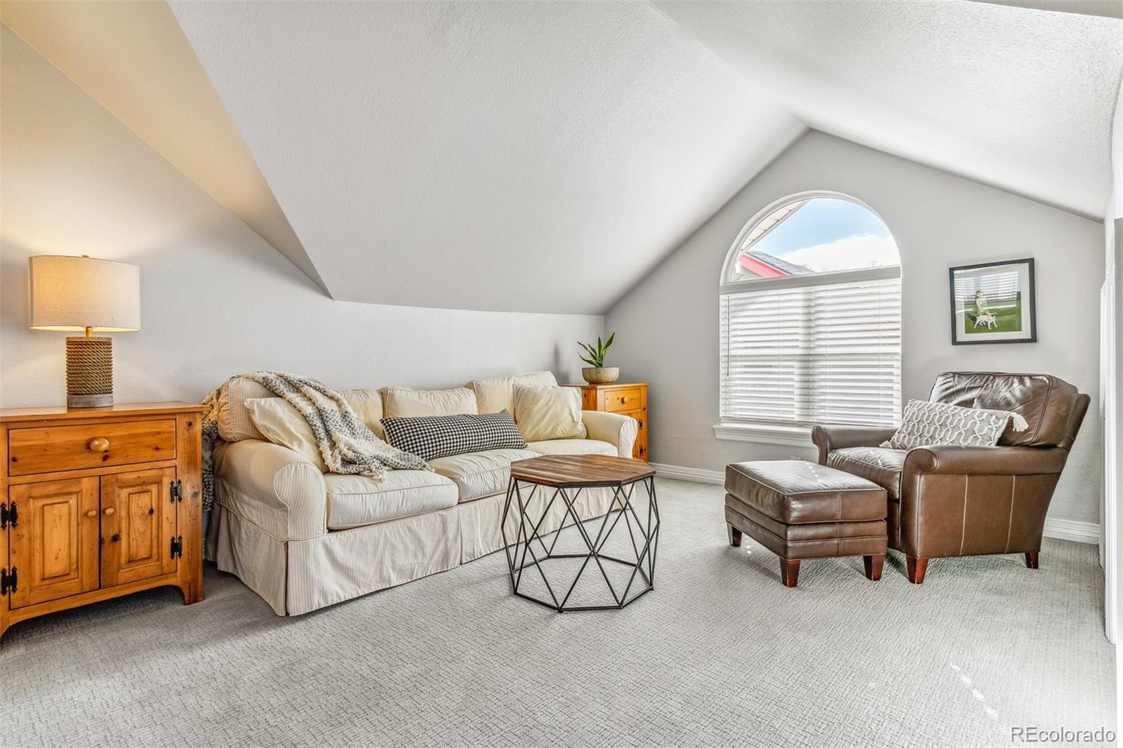 2660 Bellaire Street