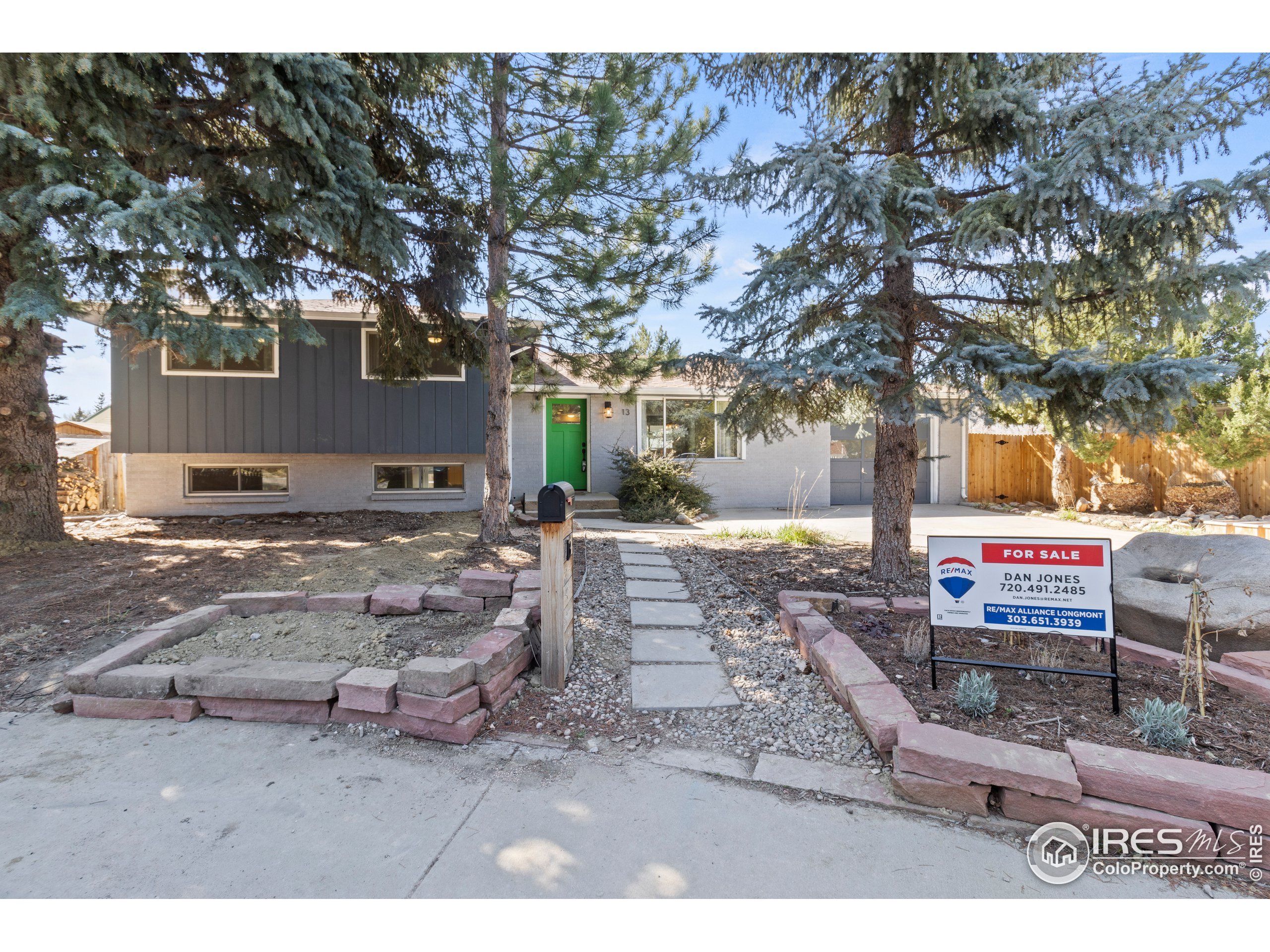13 Curtis Pl