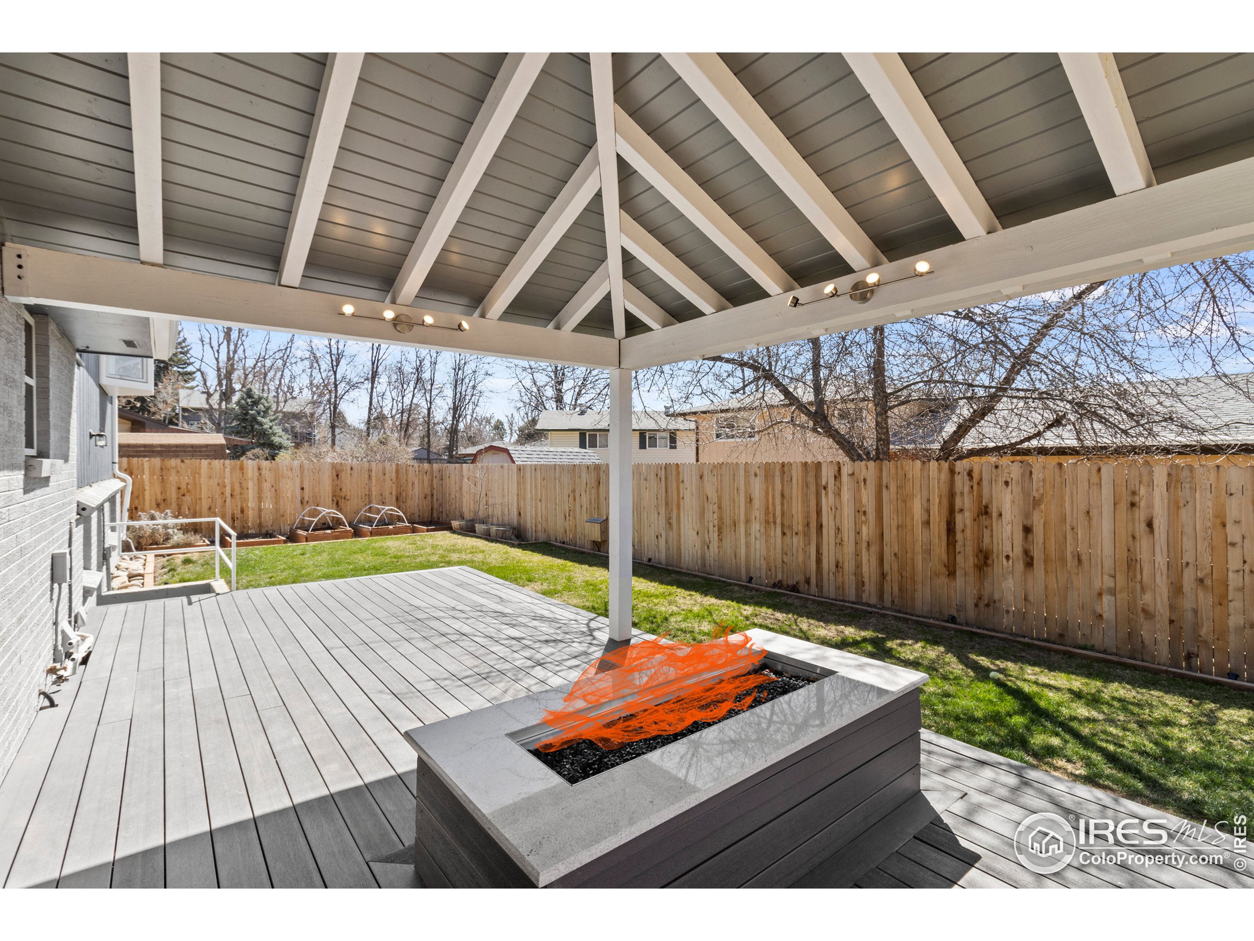 13 Curtis Pl