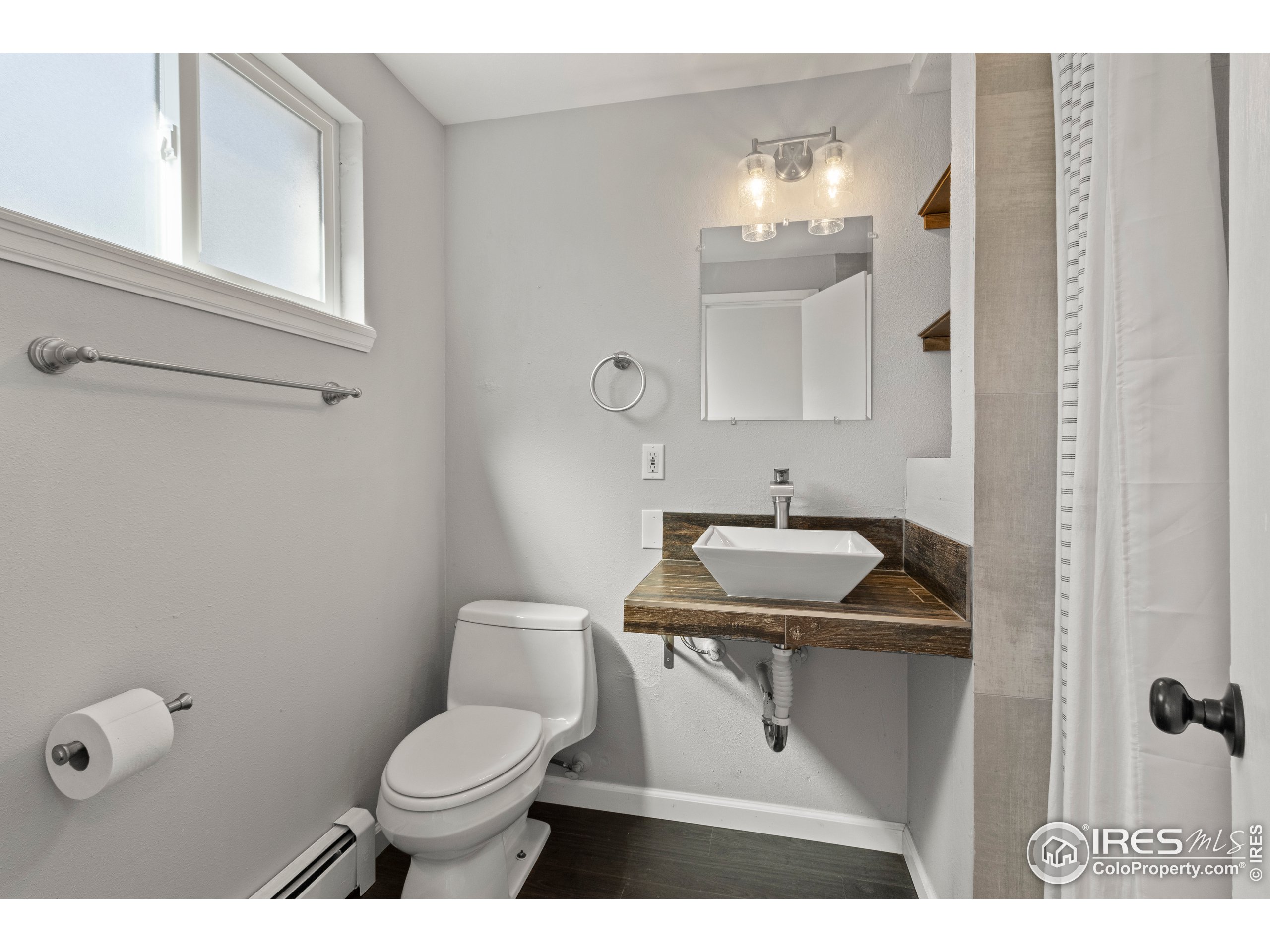 13 Curtis Pl