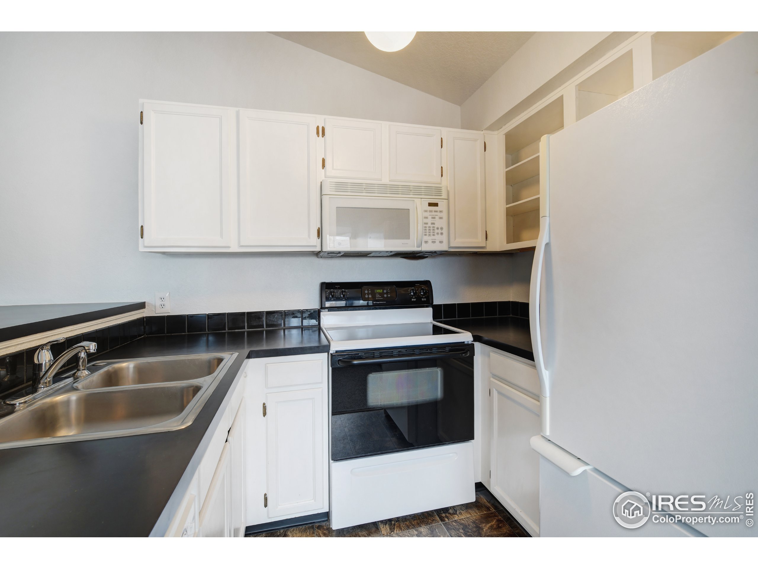 3565 28th St Unit: 206