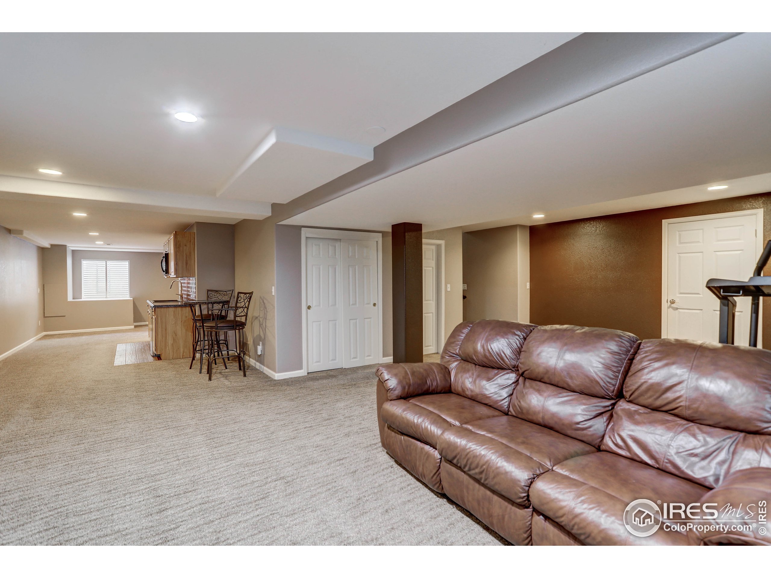 709 Glenarbor Cir