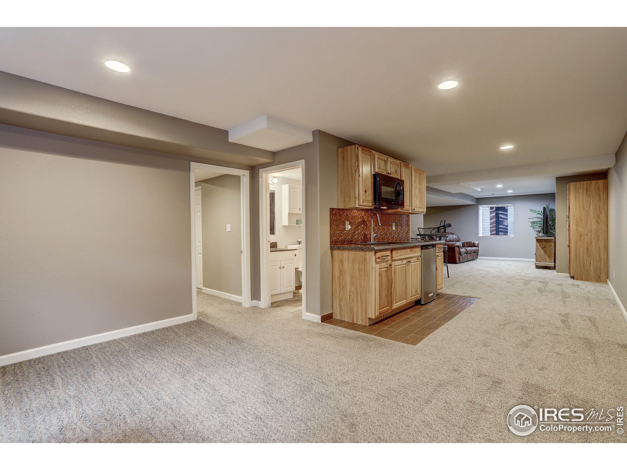 709 Glenarbor Cir