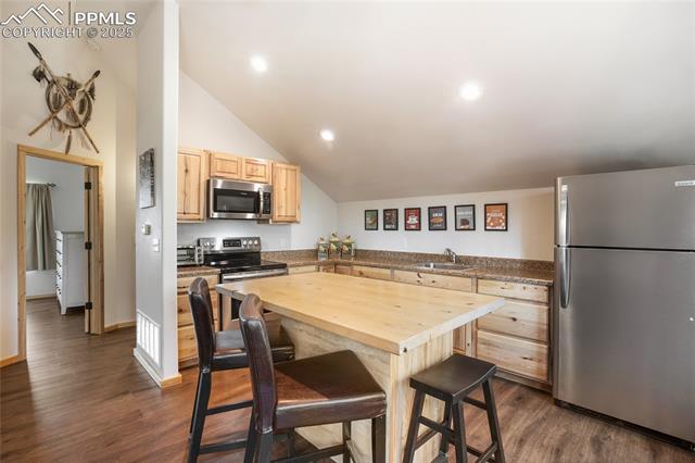 390 Bradshaw Road