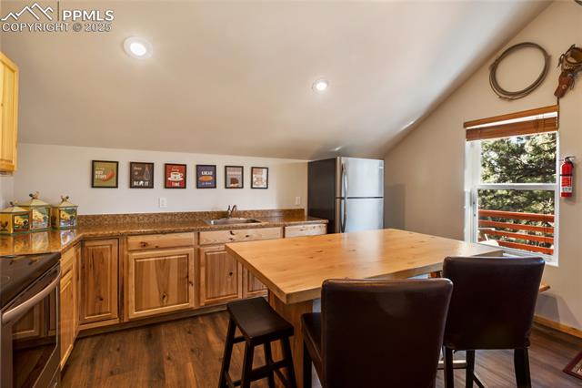 390 Bradshaw Road