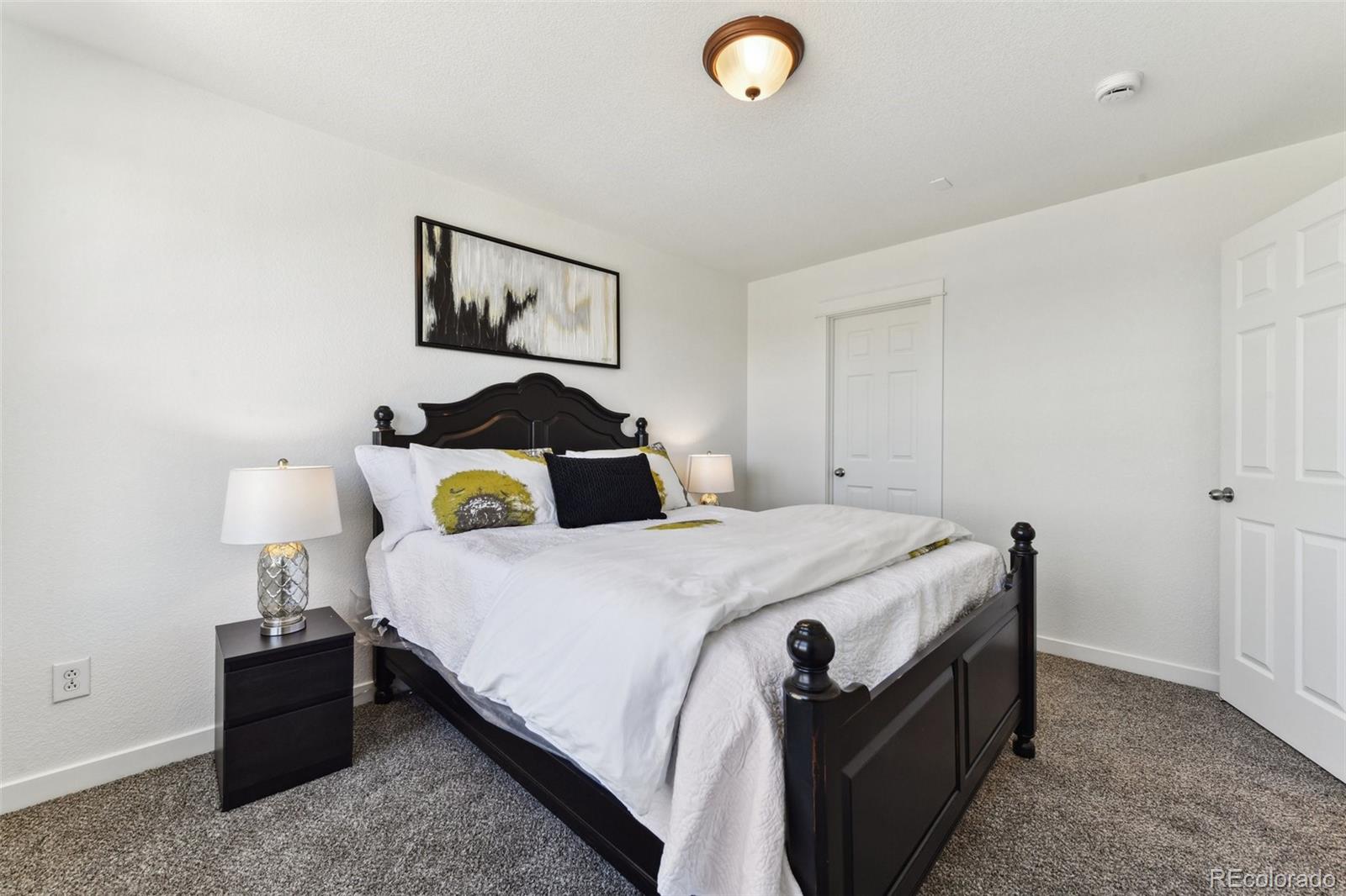 9515 E 107th Place