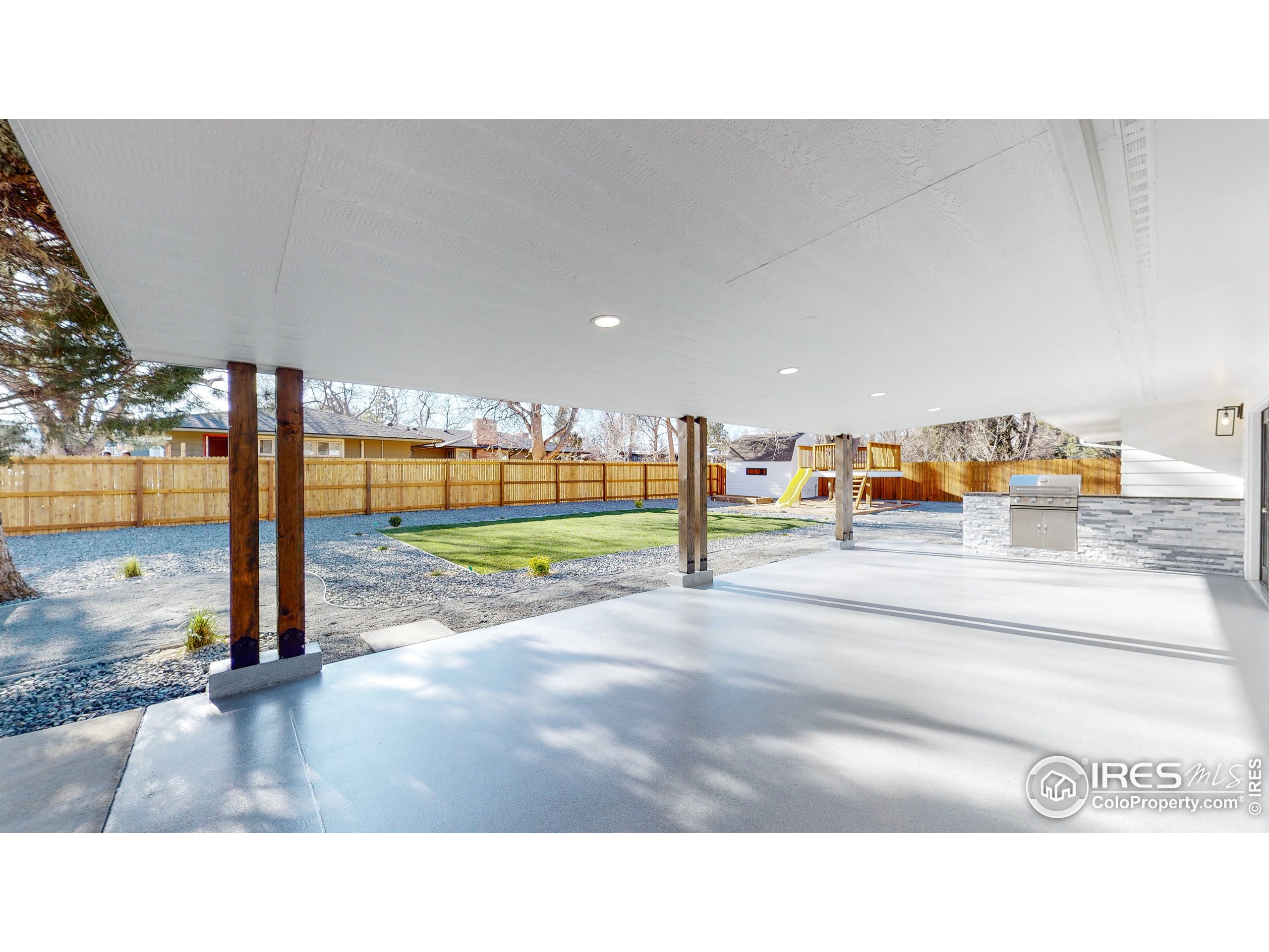 639 Del Norte Pl