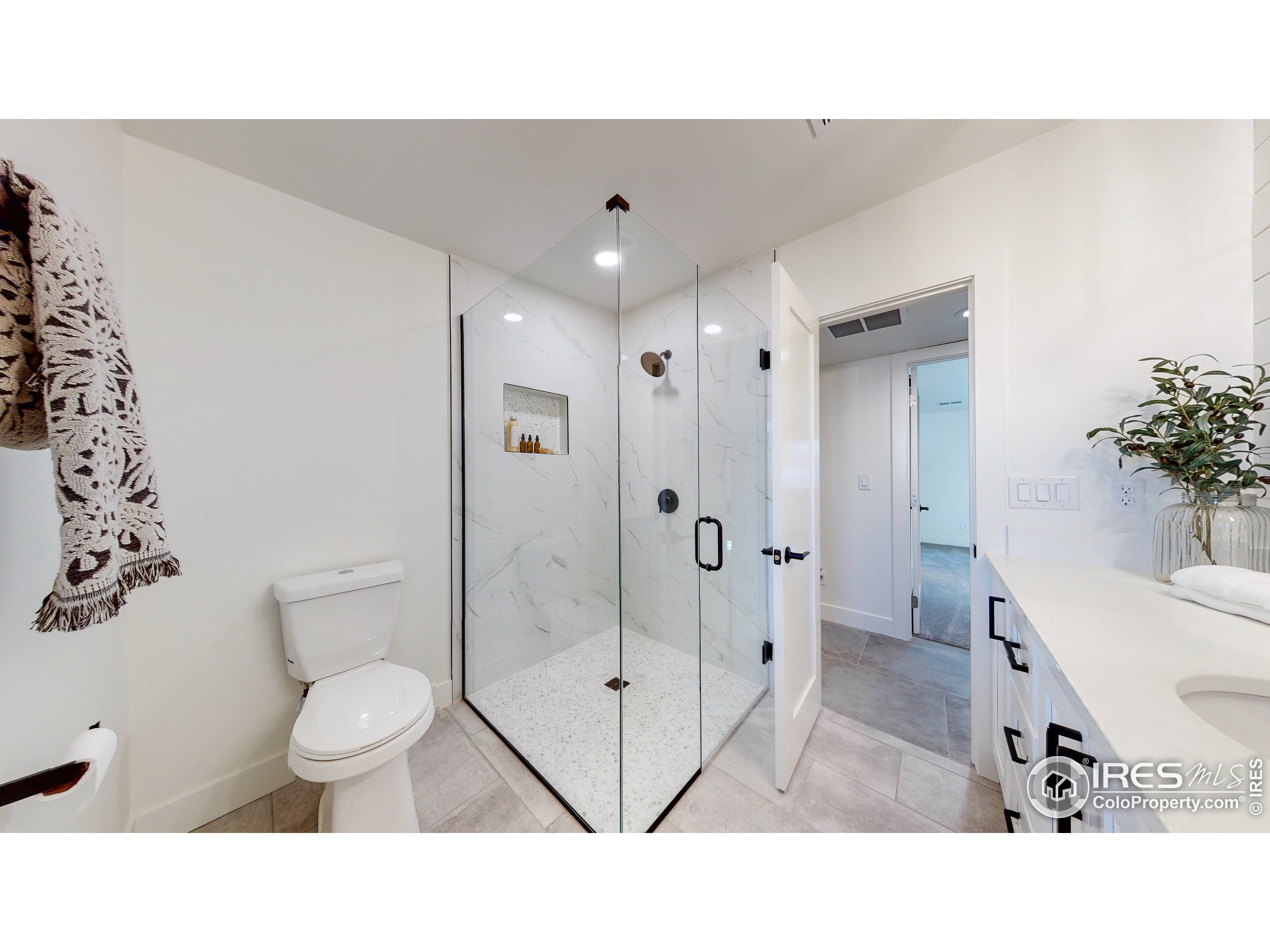 639 Del Norte Pl