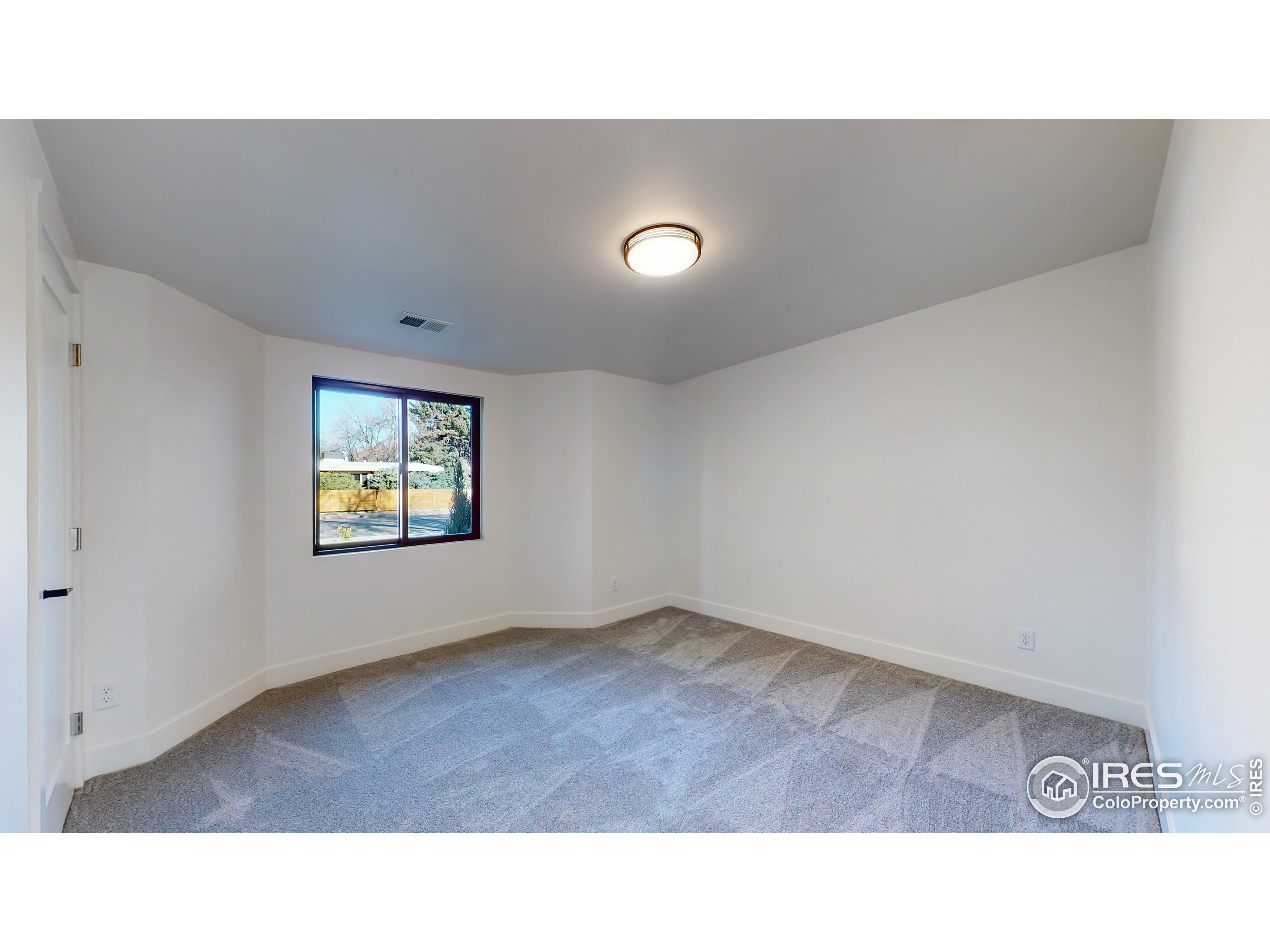 639 Del Norte Pl