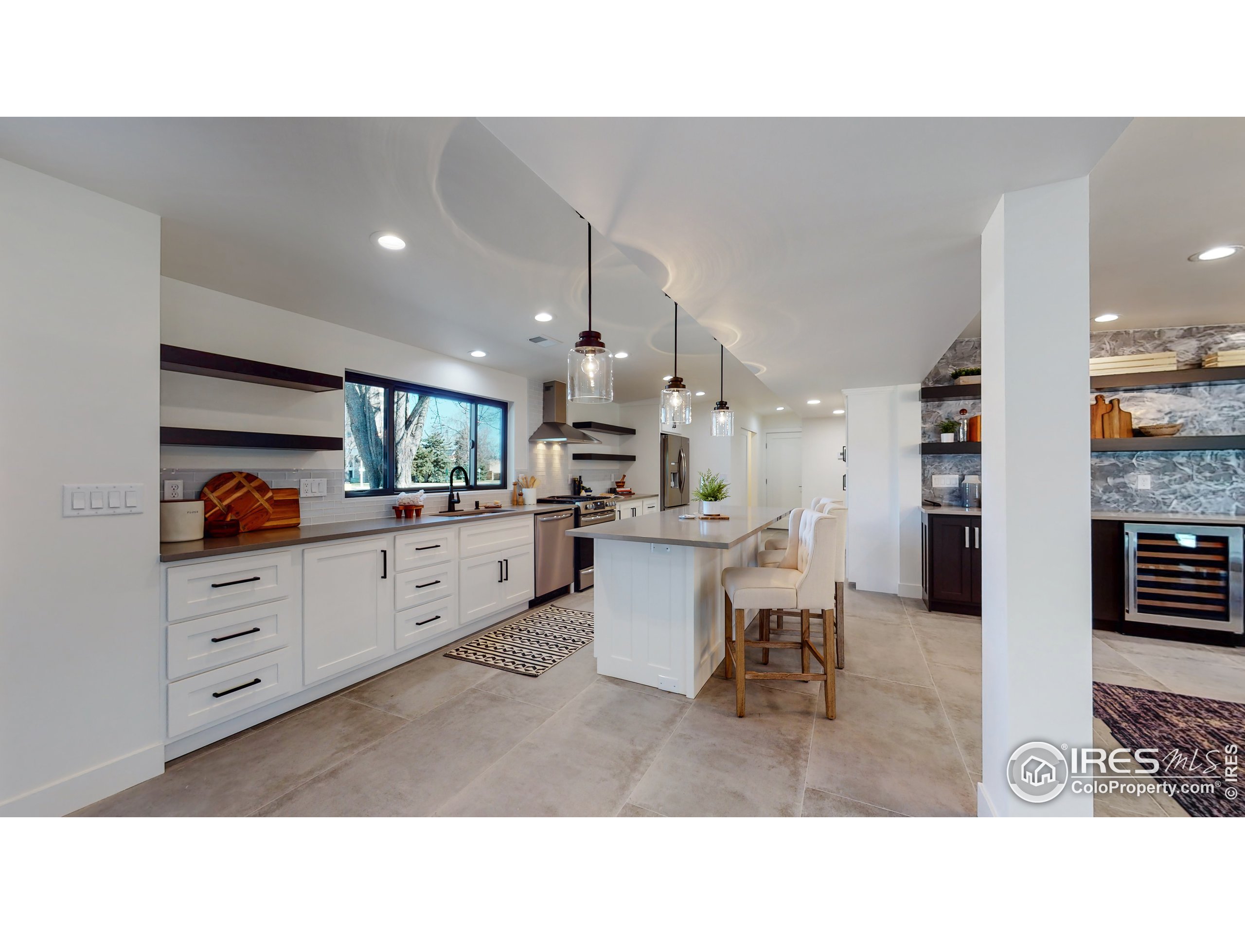 639 Del Norte Pl