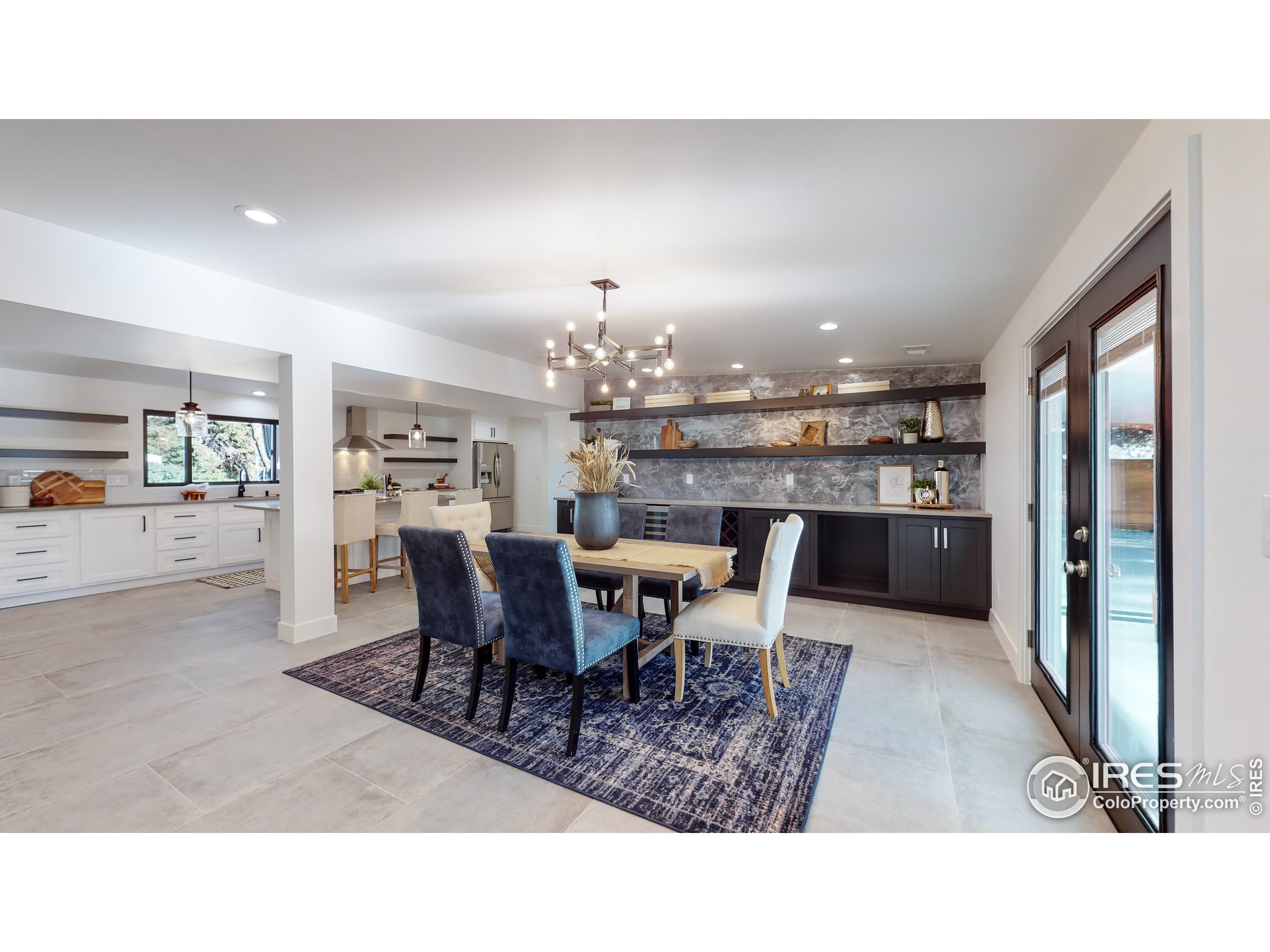 639 Del Norte Pl