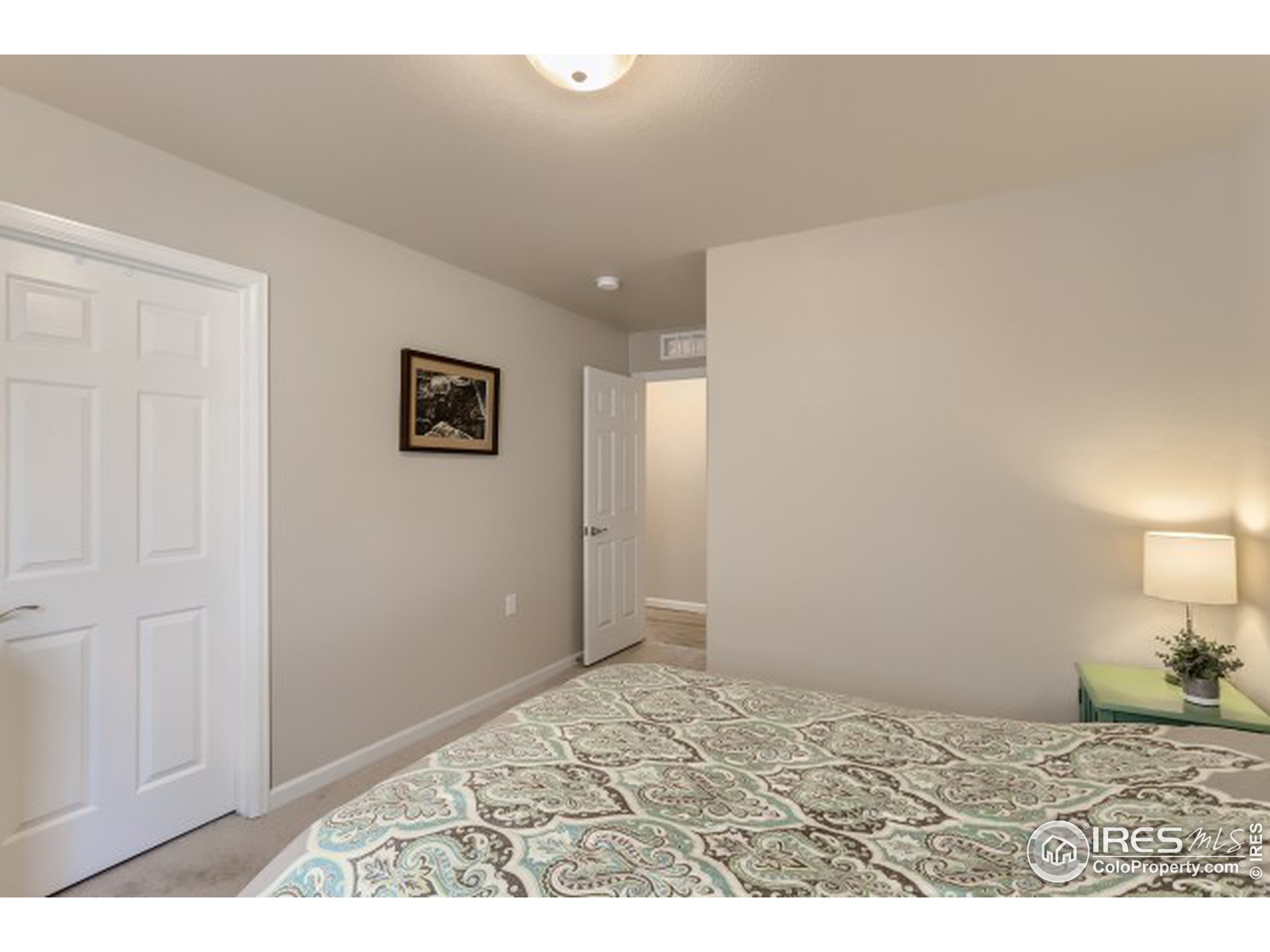 1125 Hummingbird Cir