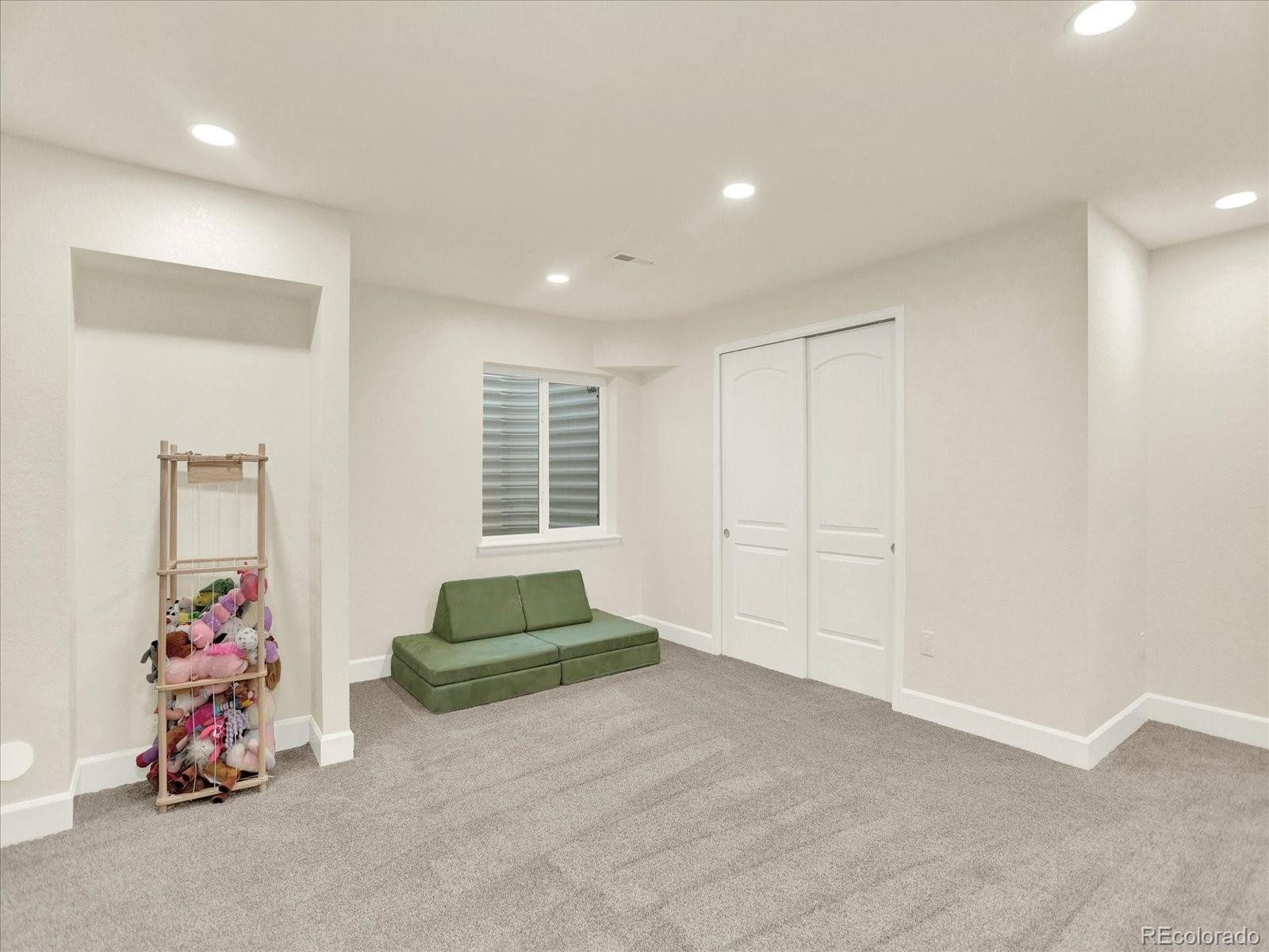 11047 Wheeling Court