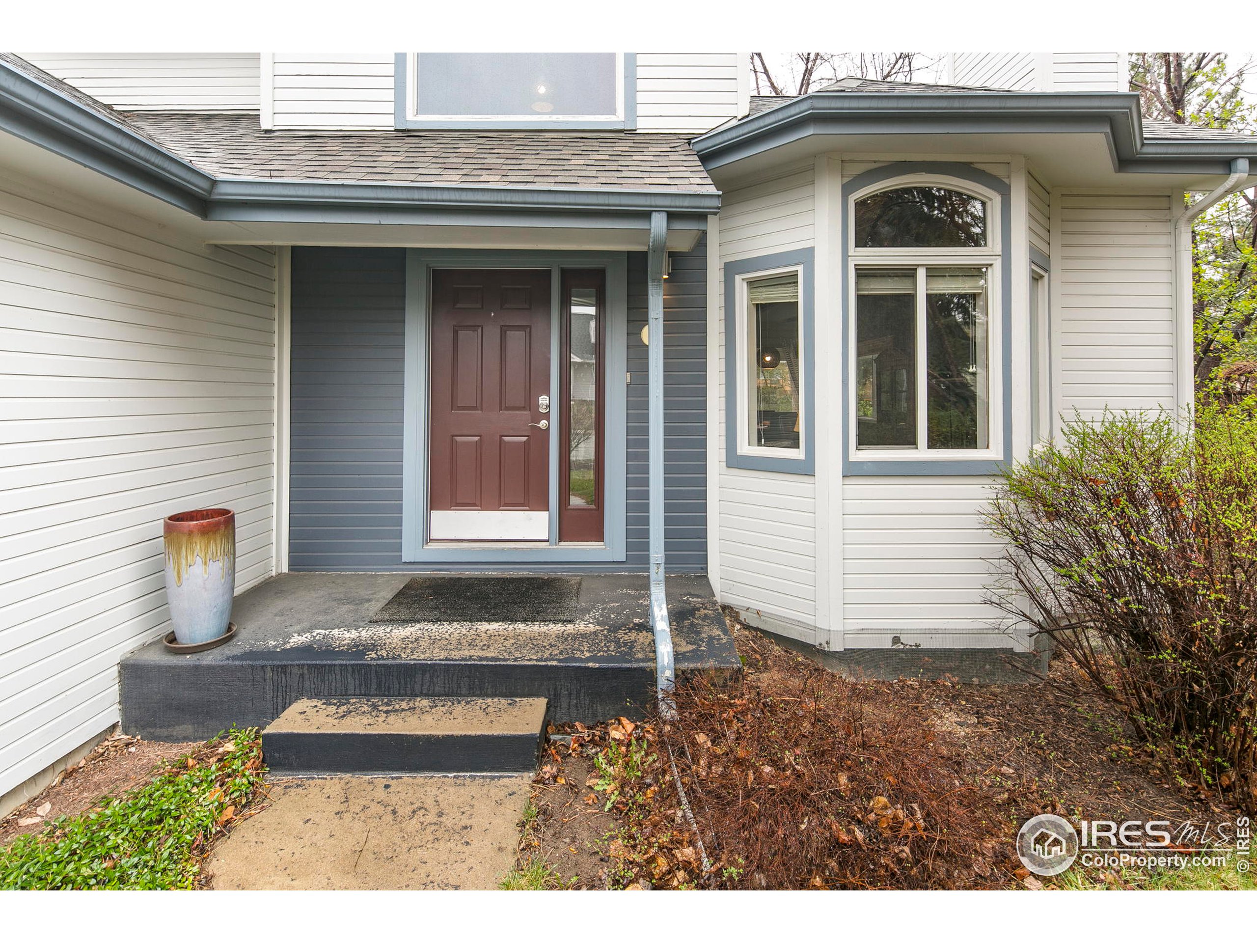 4542 Starboard Dr