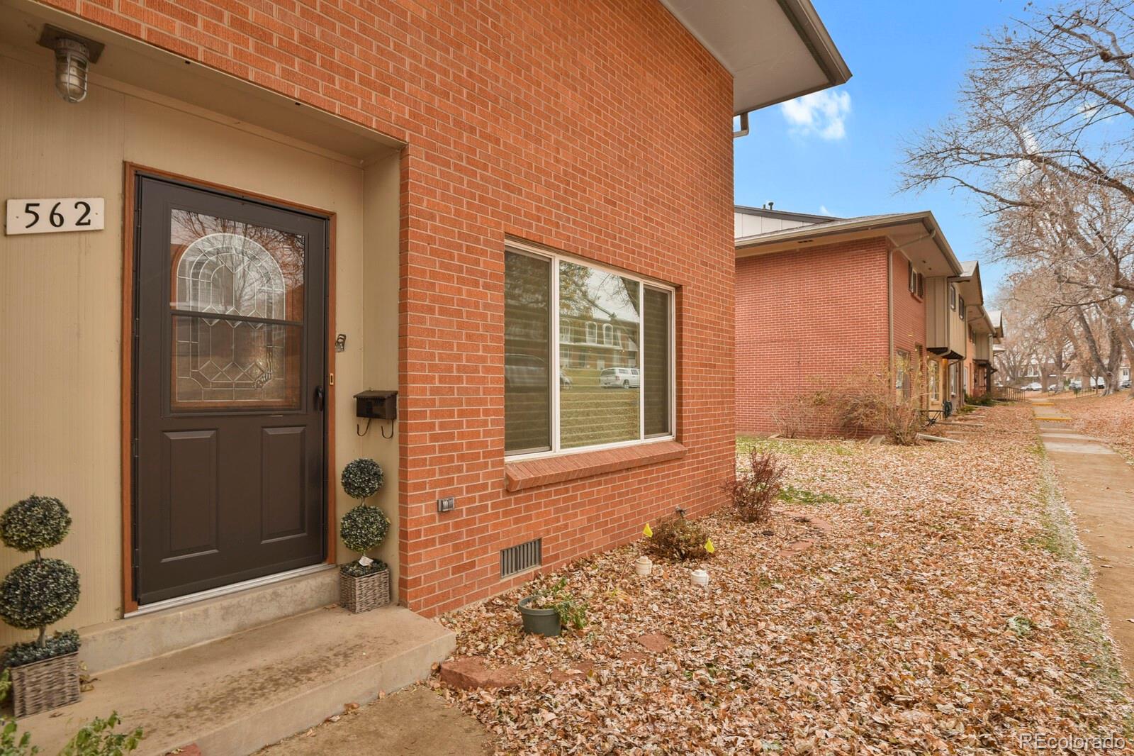 562 S Xenon Court
