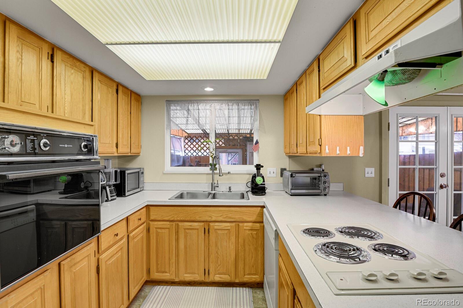 562 S Xenon Court