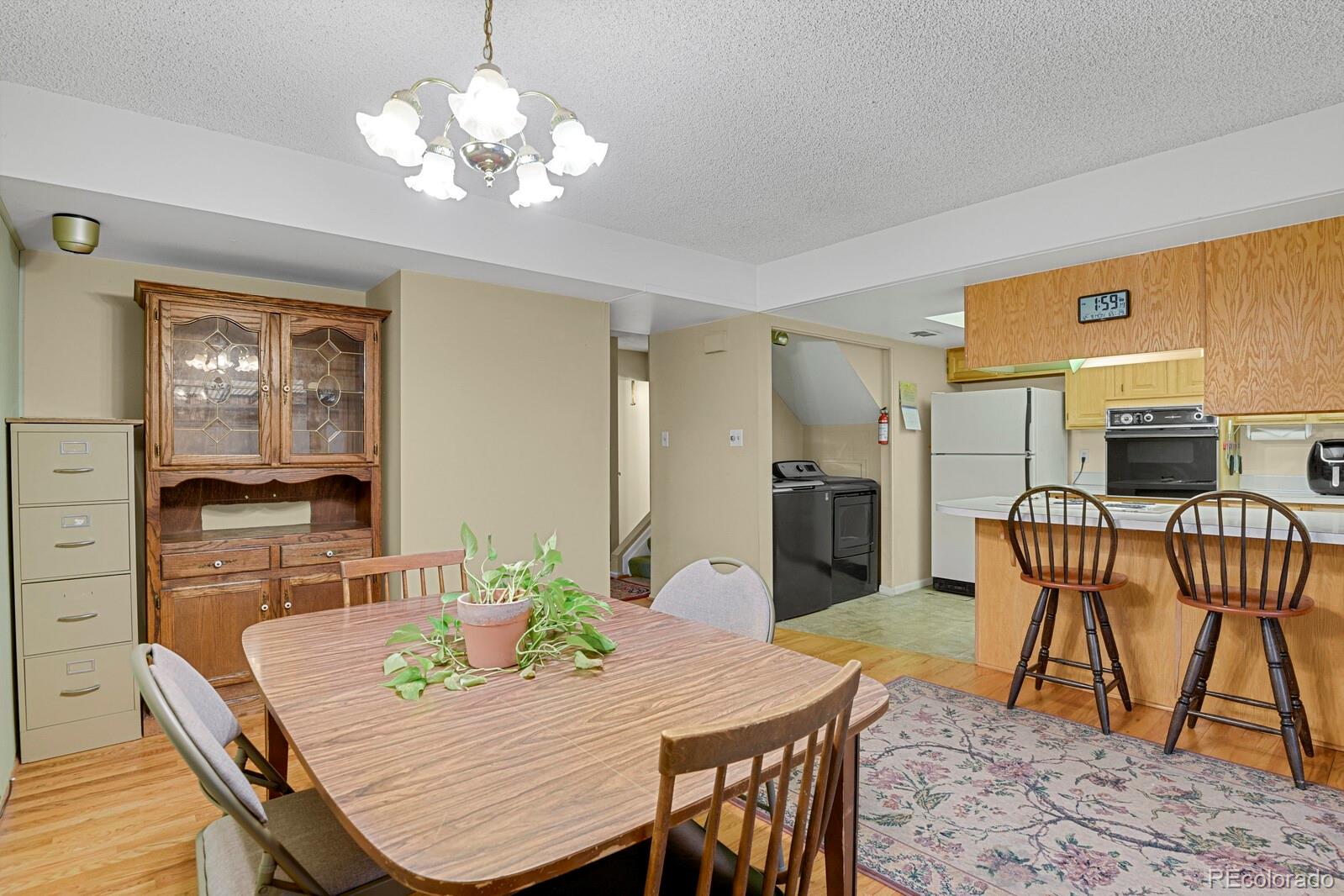 562 S Xenon Court
