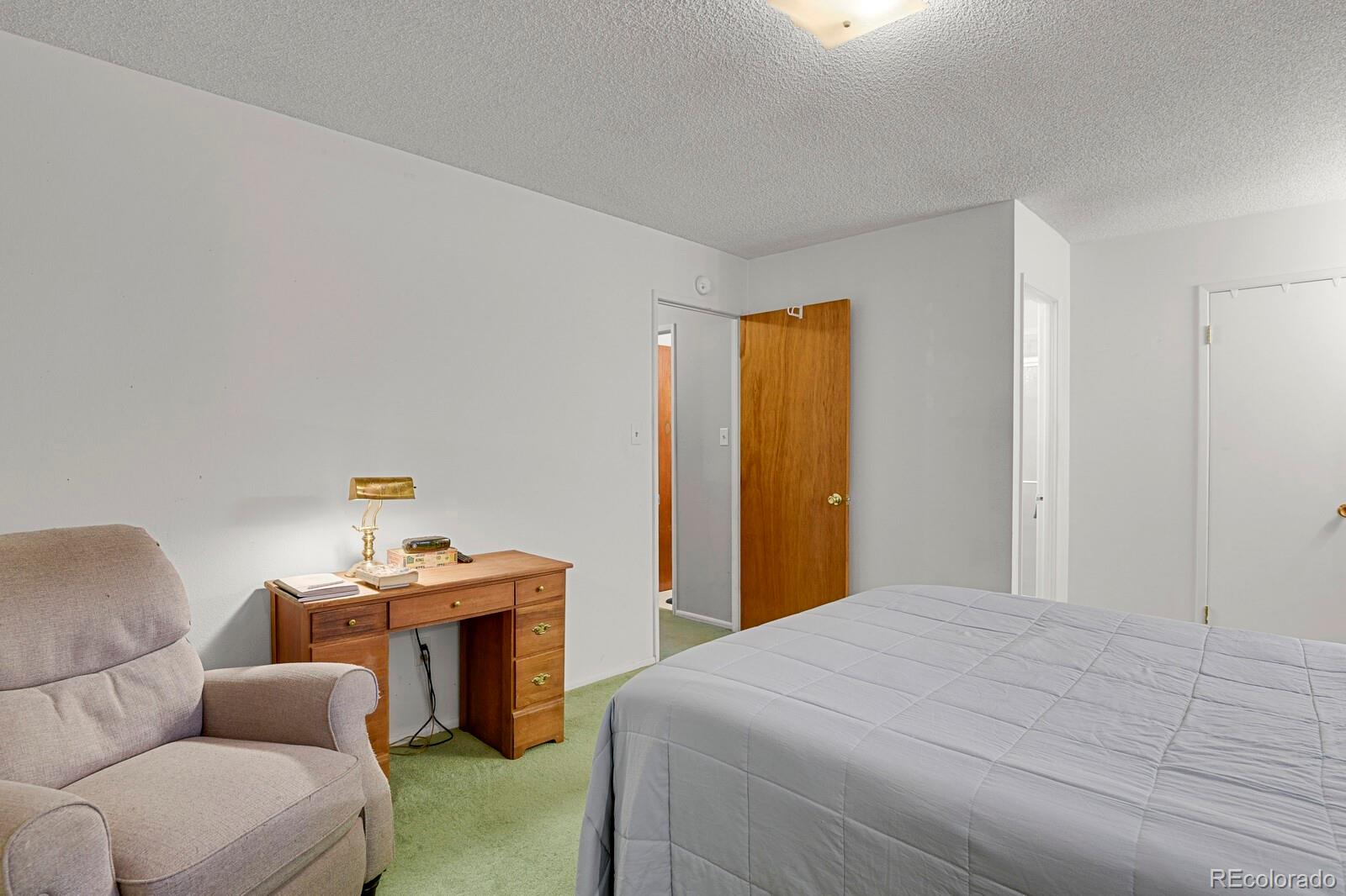562 S Xenon Court