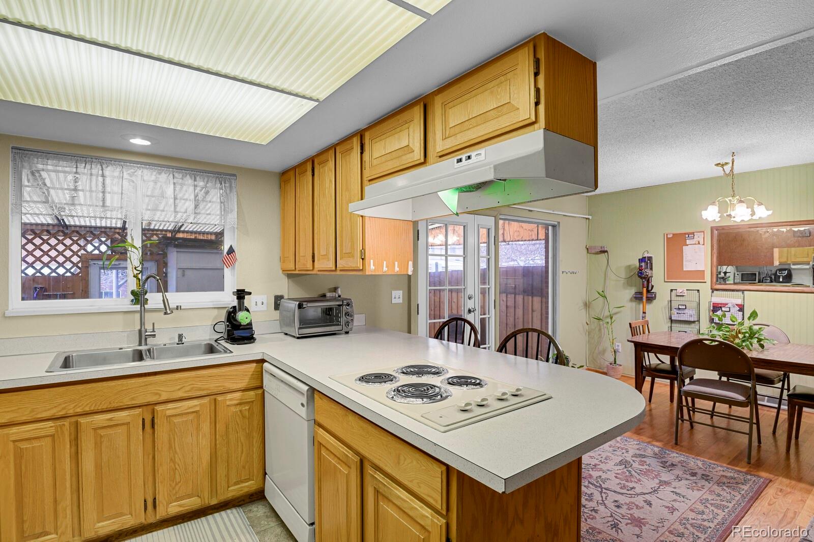 562 S Xenon Court