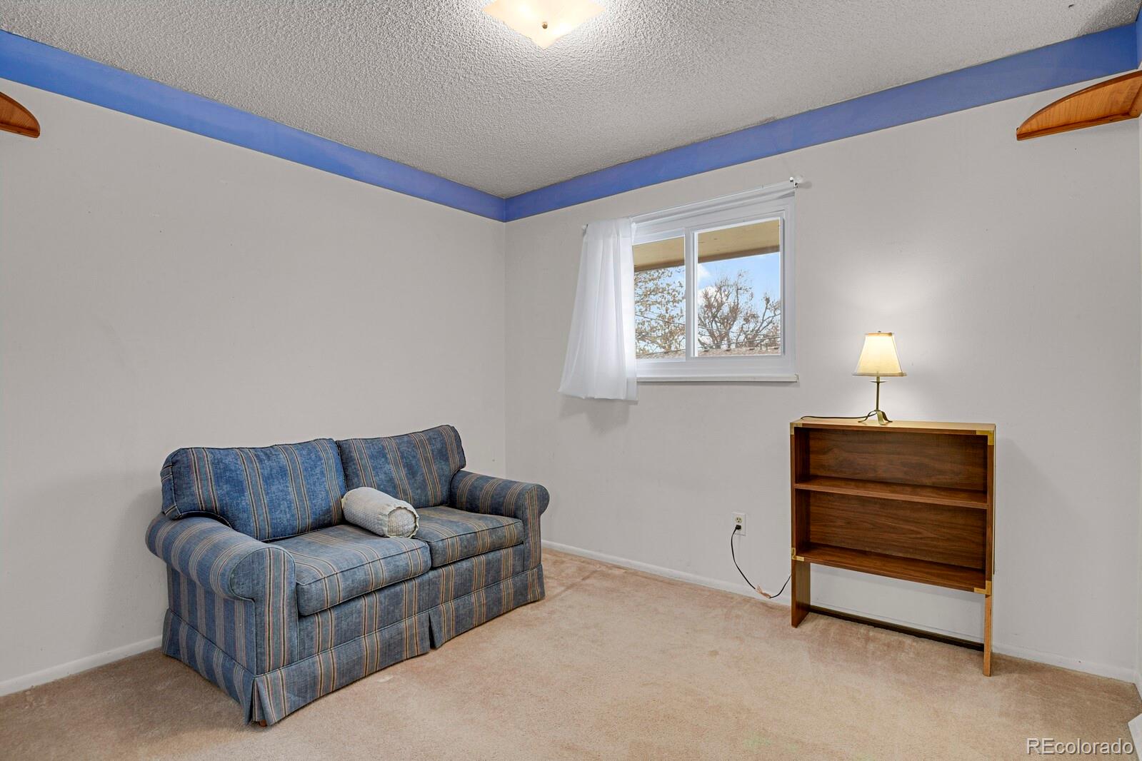 562 S Xenon Court