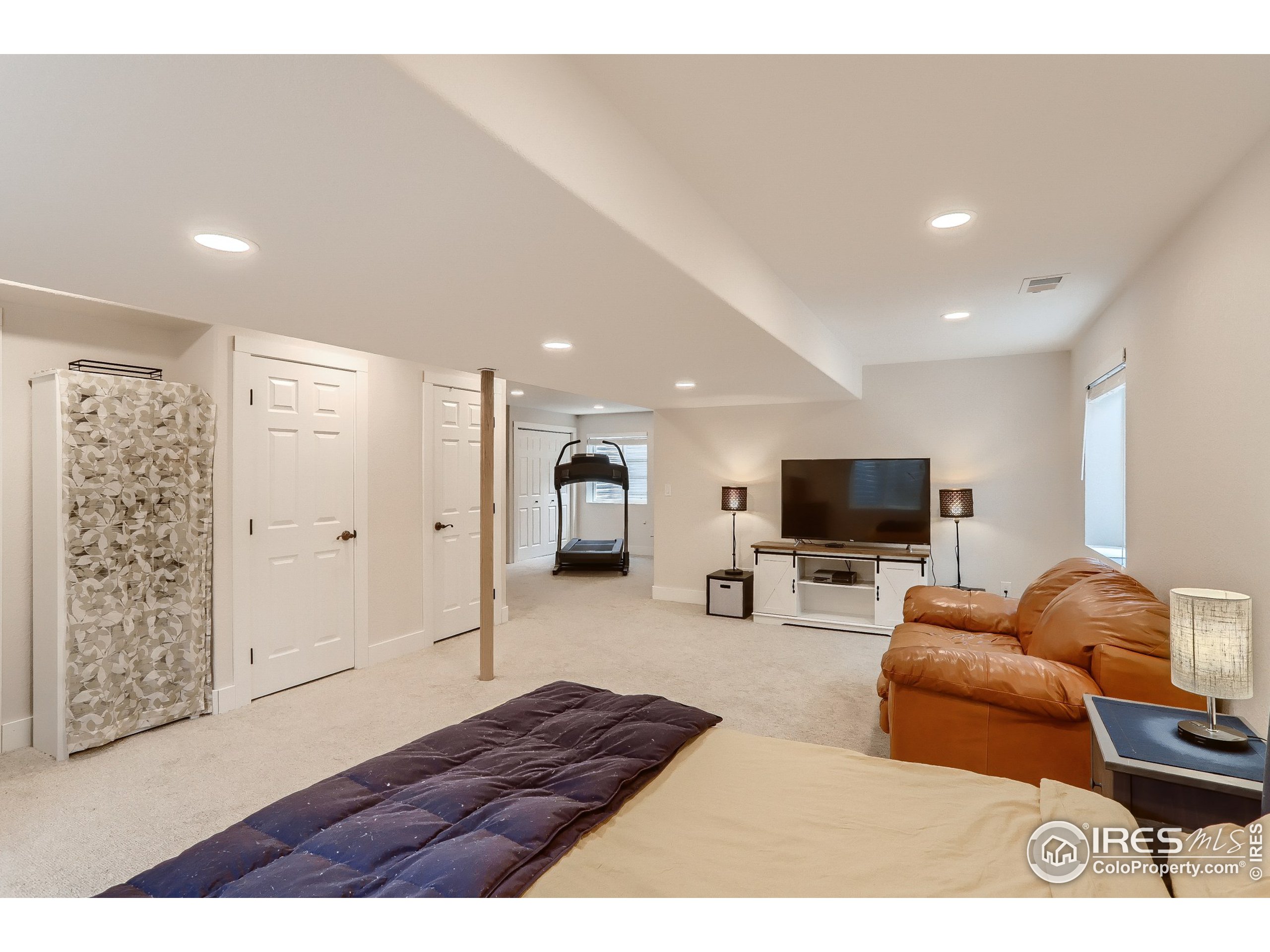 733 Nelson Park Cir