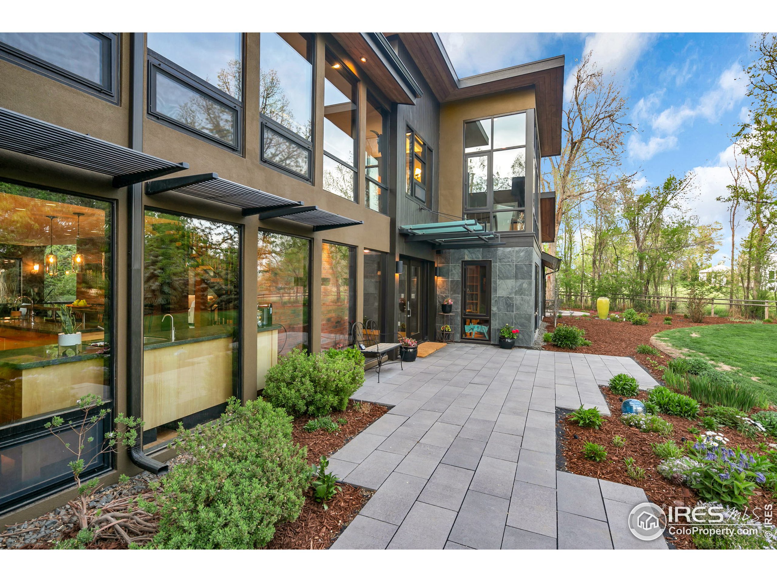 3104 Terry Lake Rd