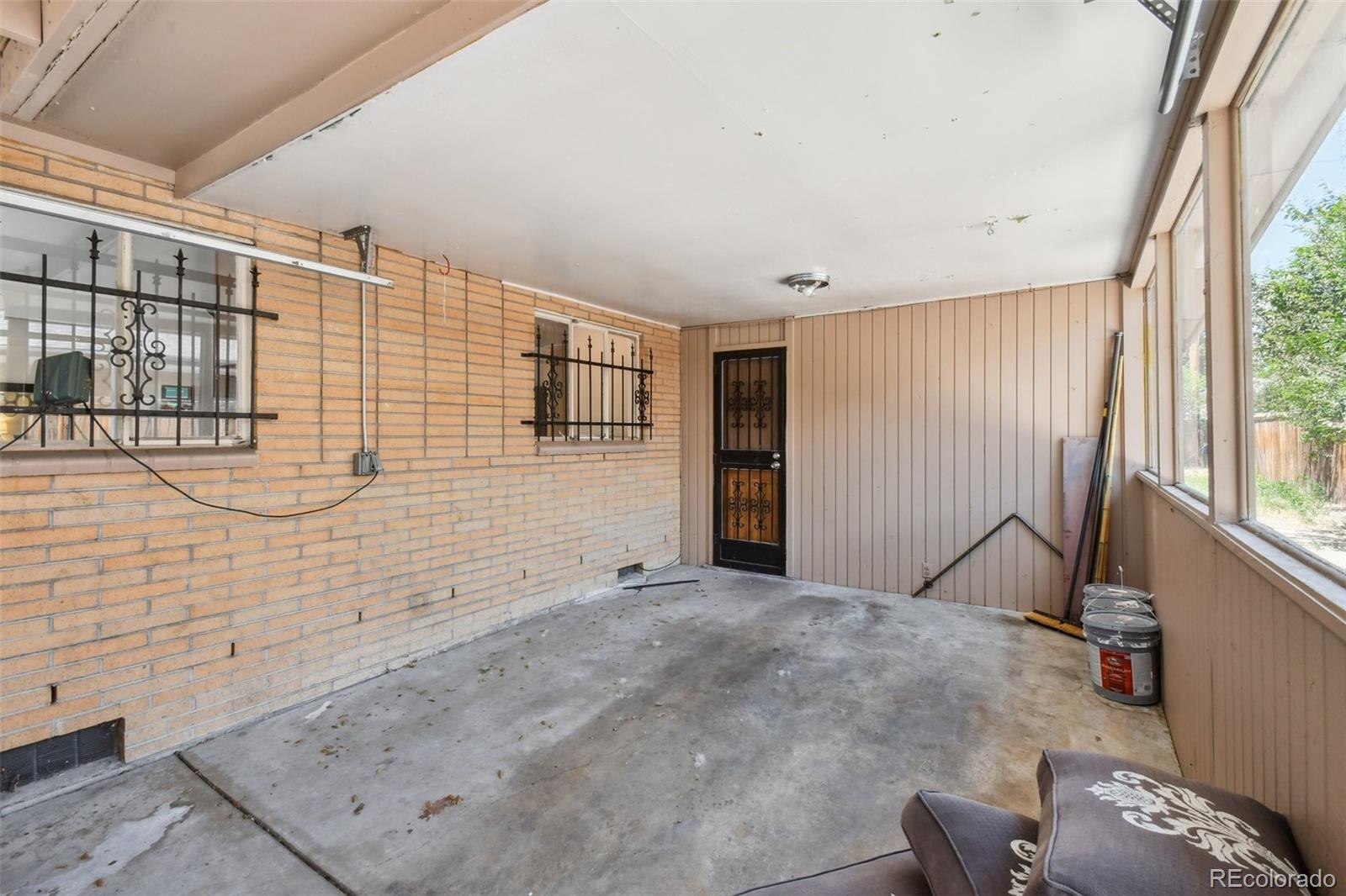 1265 S Knox Court