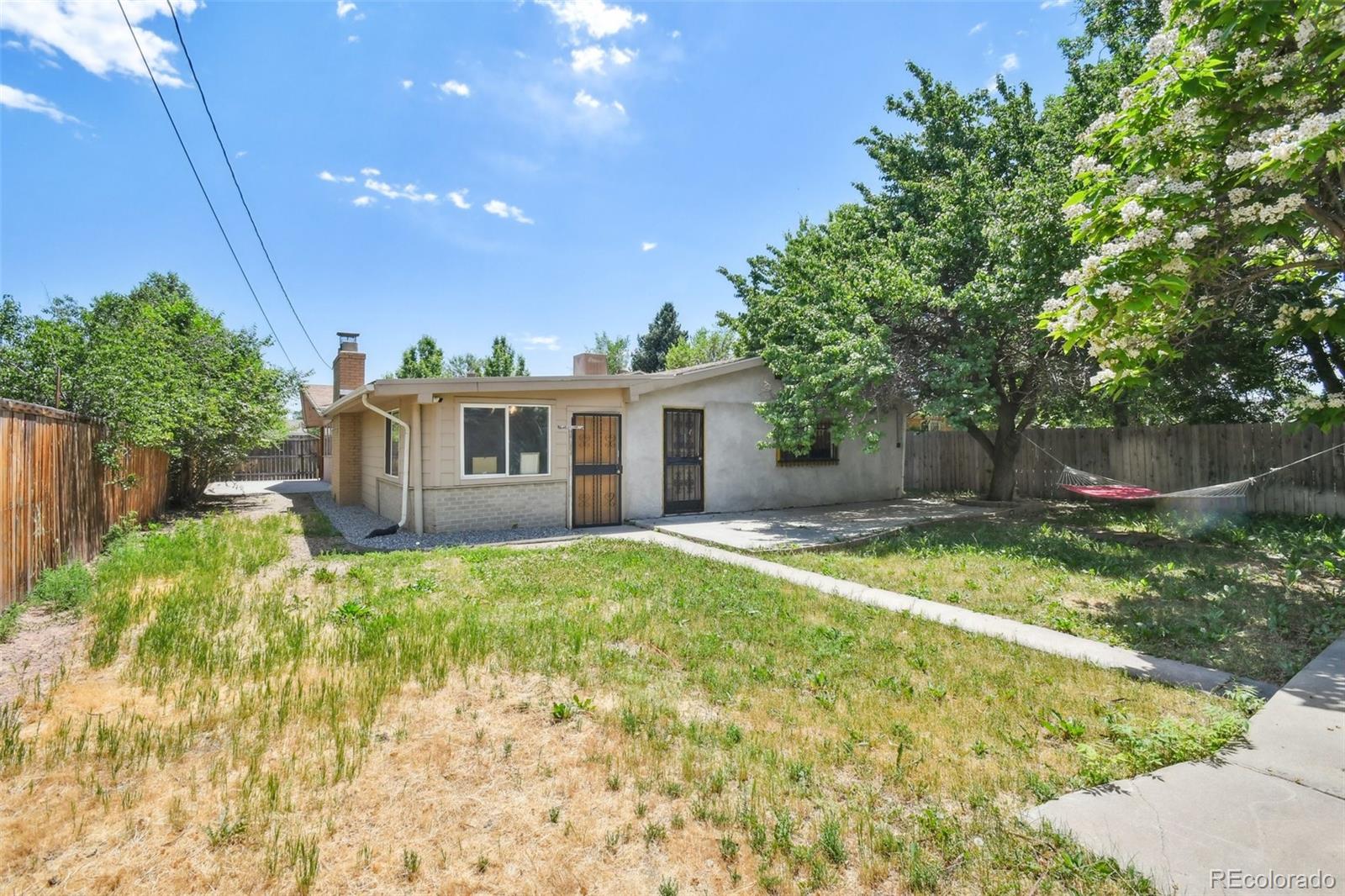 1265 S Knox Court