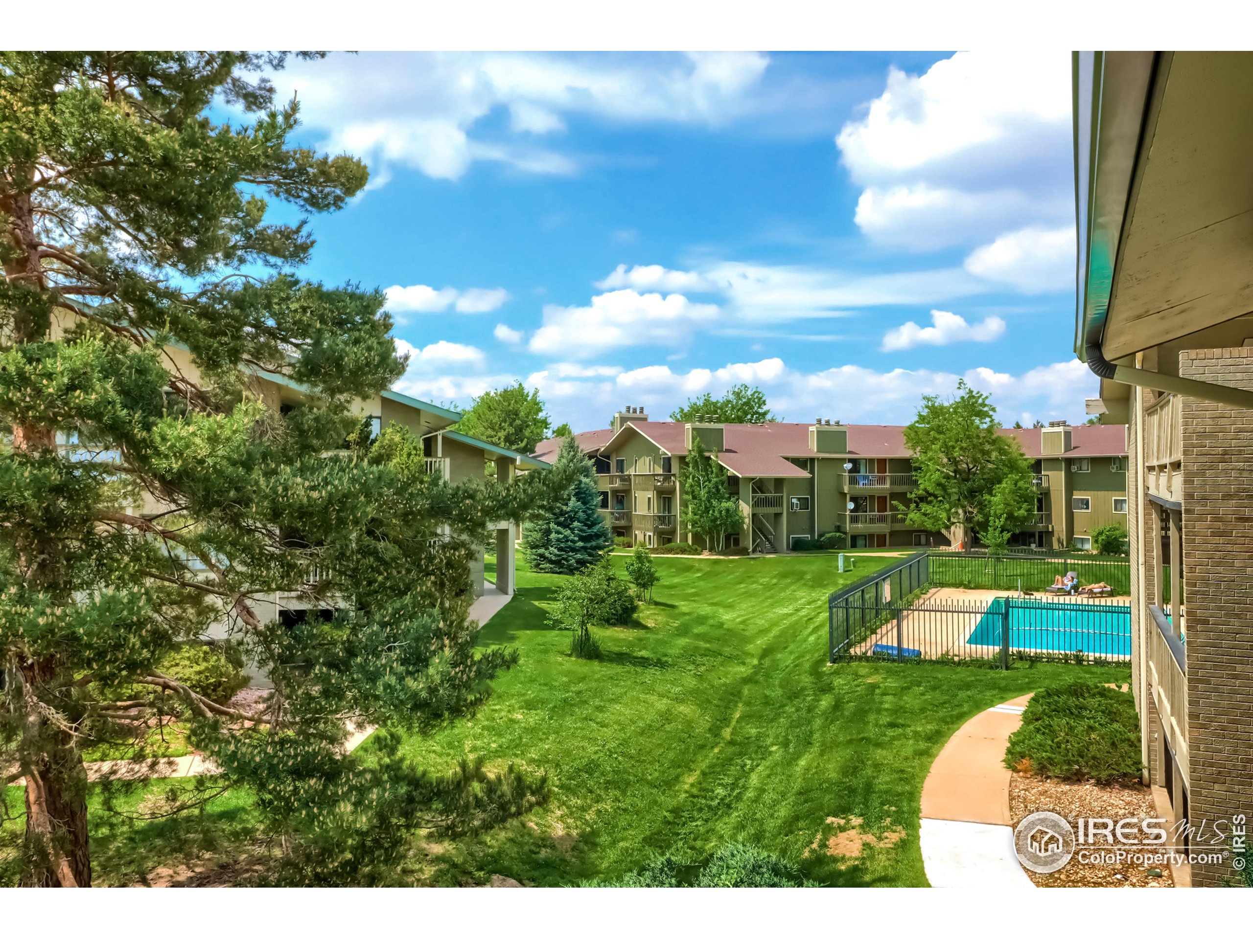 665 Manhattan Dr Unit: 216