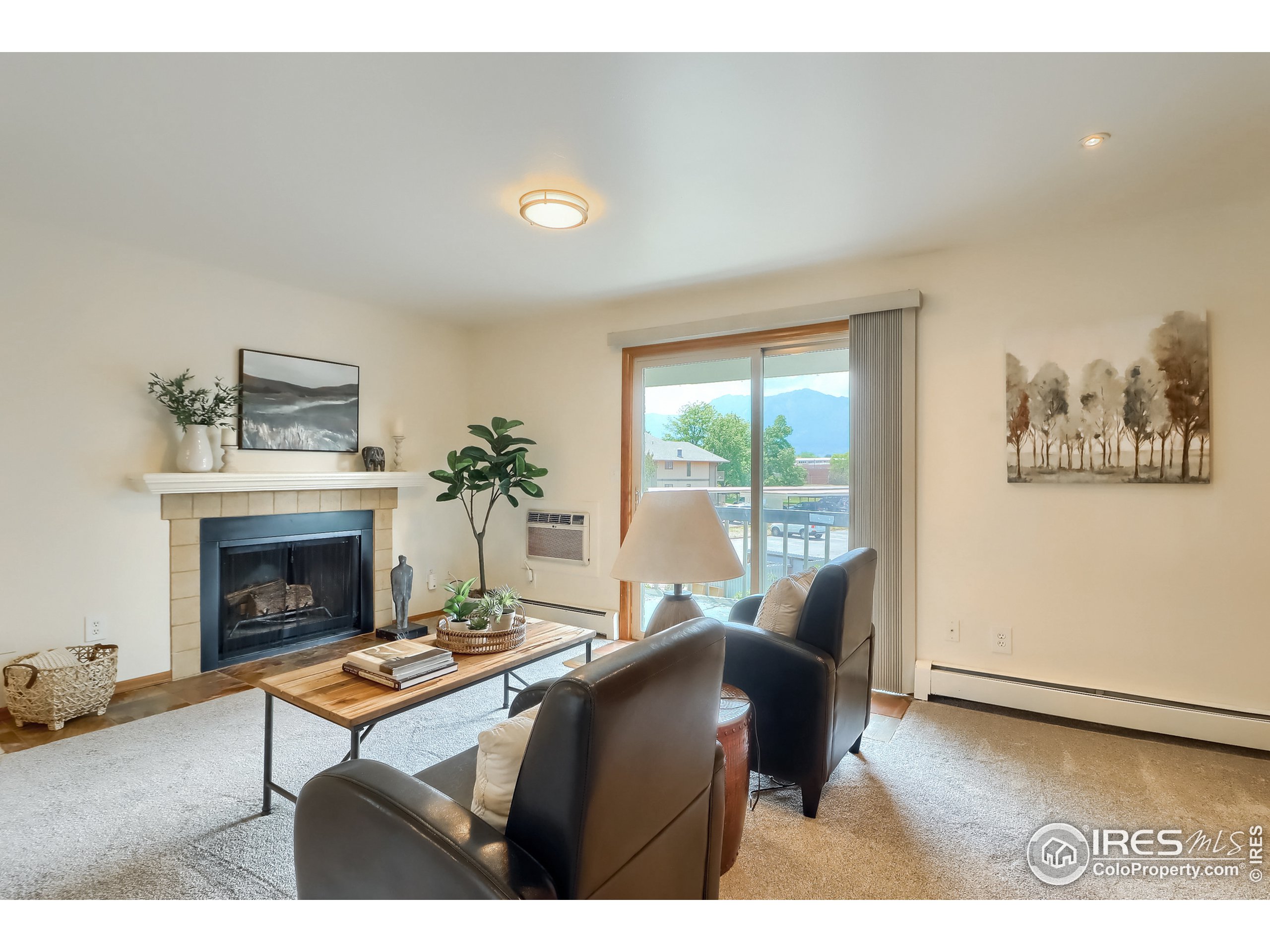 665 Manhattan Dr Unit: 216