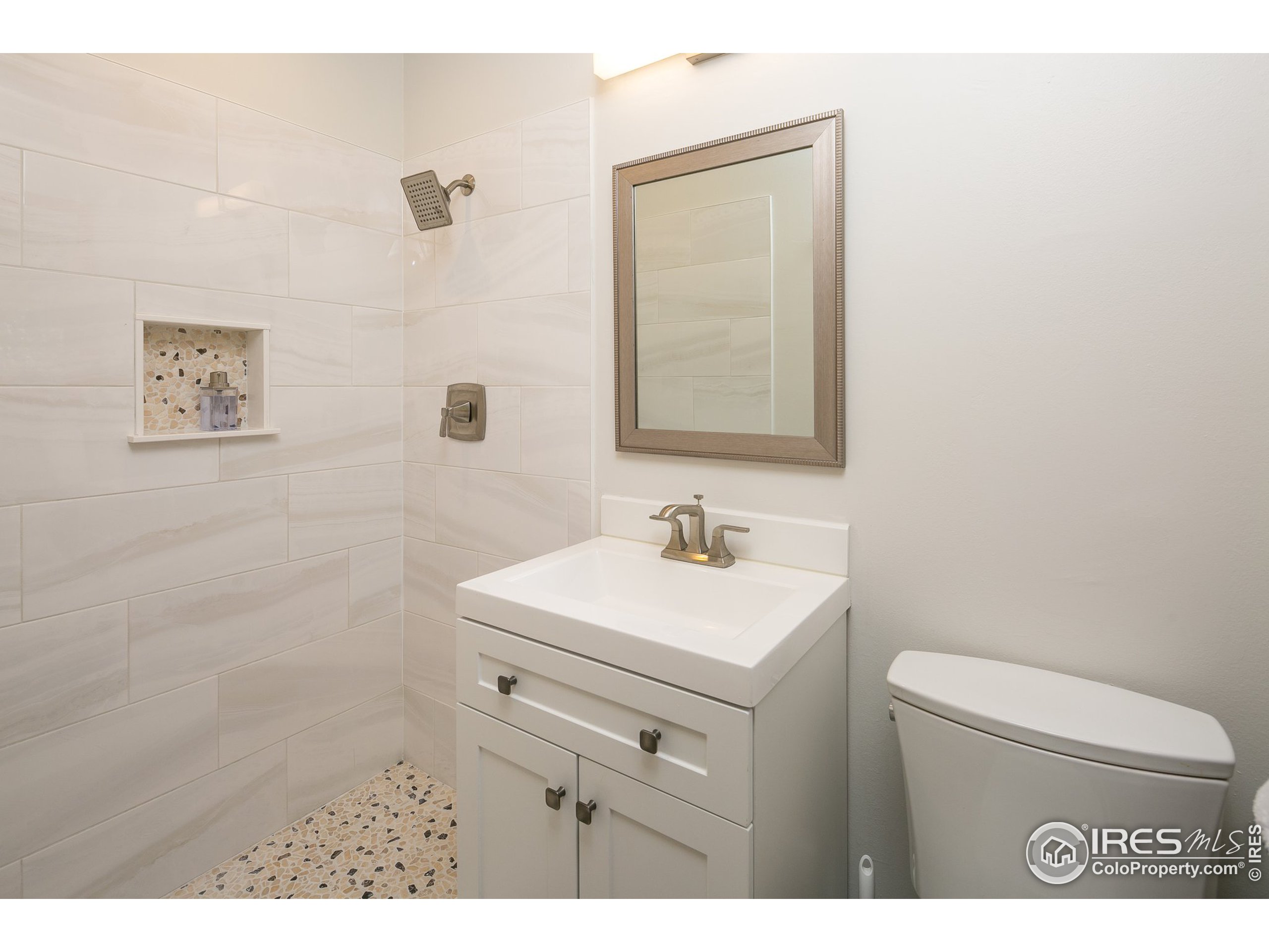 721 Glenhaven Ct
