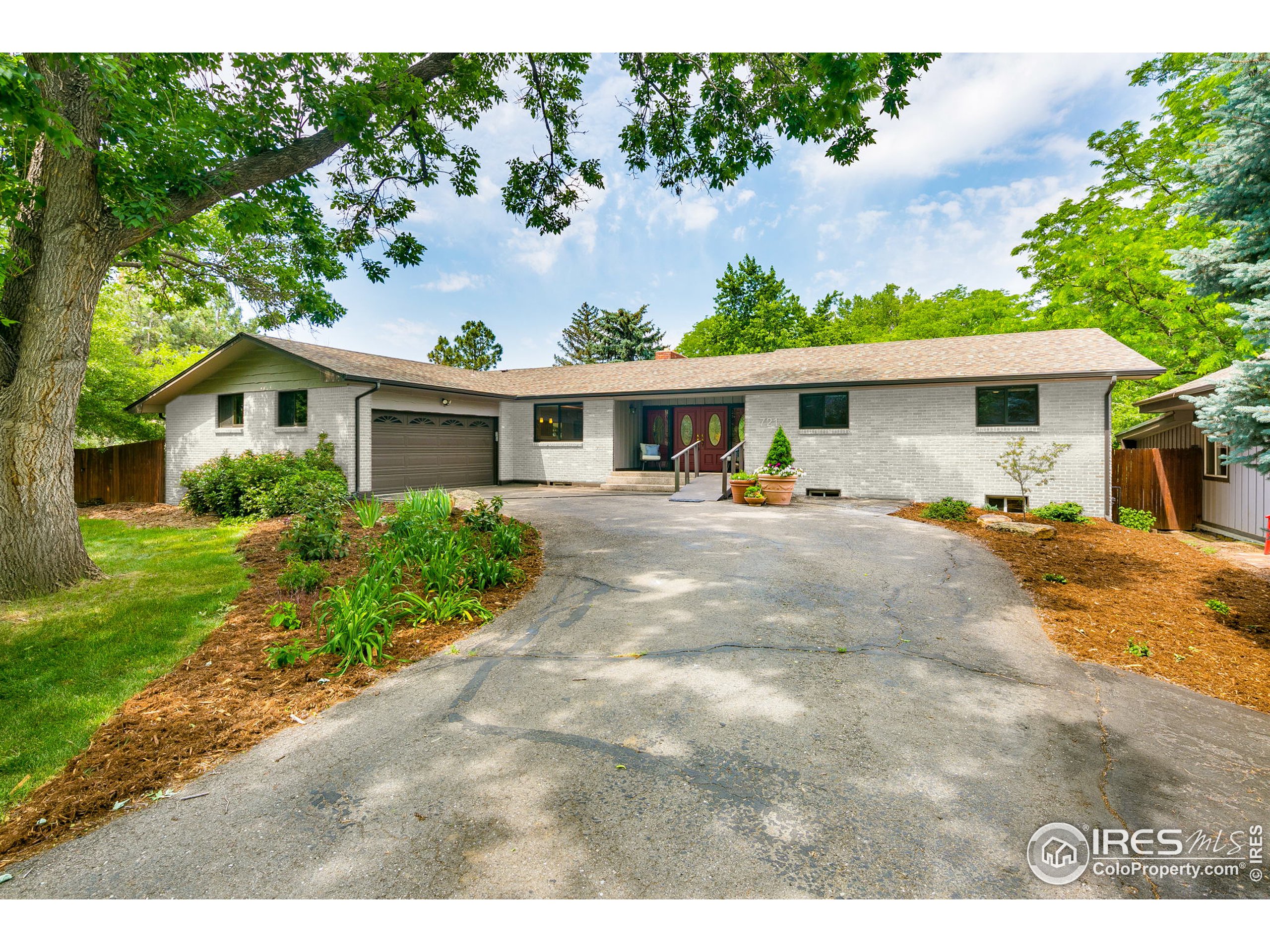 721 Glenhaven Ct