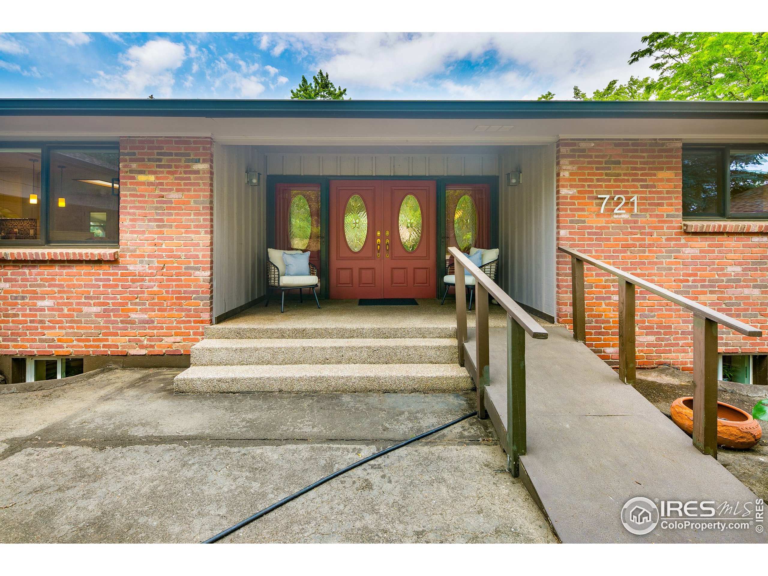 721 Glenhaven Ct