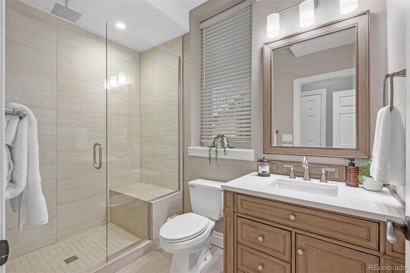 1100 N Logan Street Unit: 1
