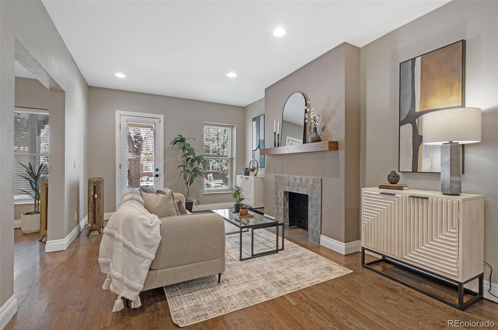 1100 N Logan Street Unit: 1