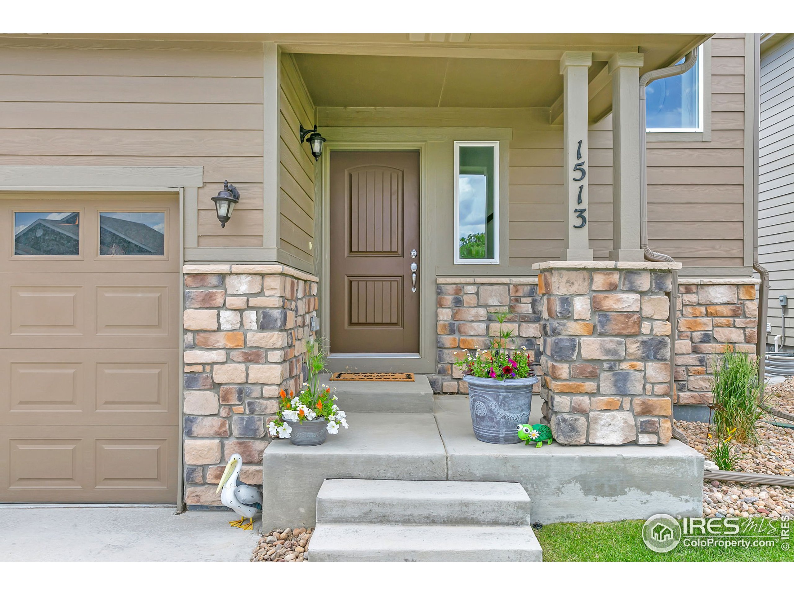 1513 Cirque Valley Ln