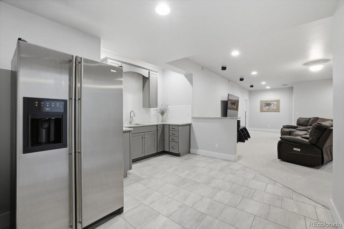 4016 Needles Drive