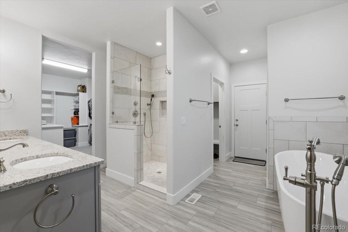 4016 Needles Drive