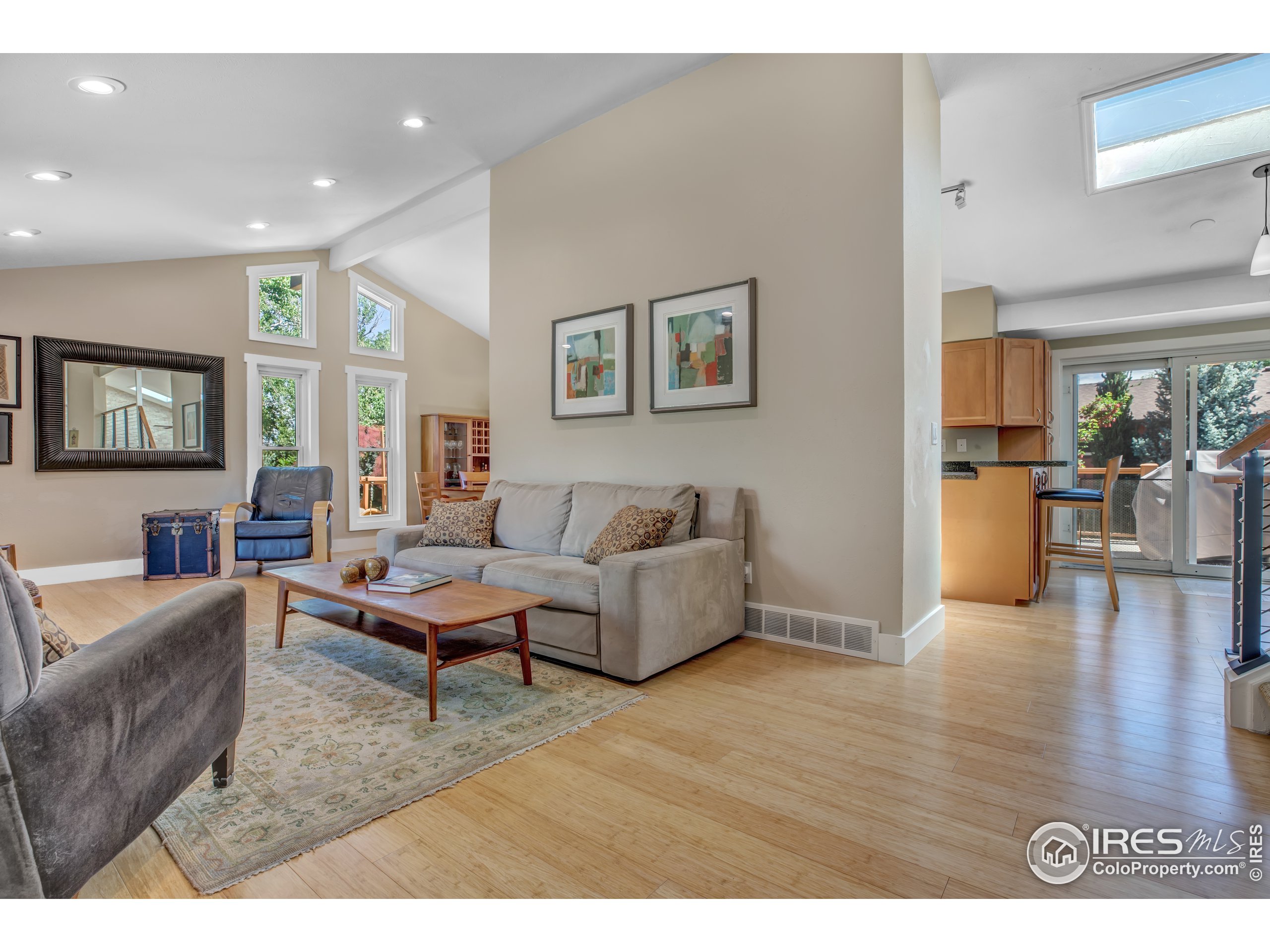 5393 Aztec Dr