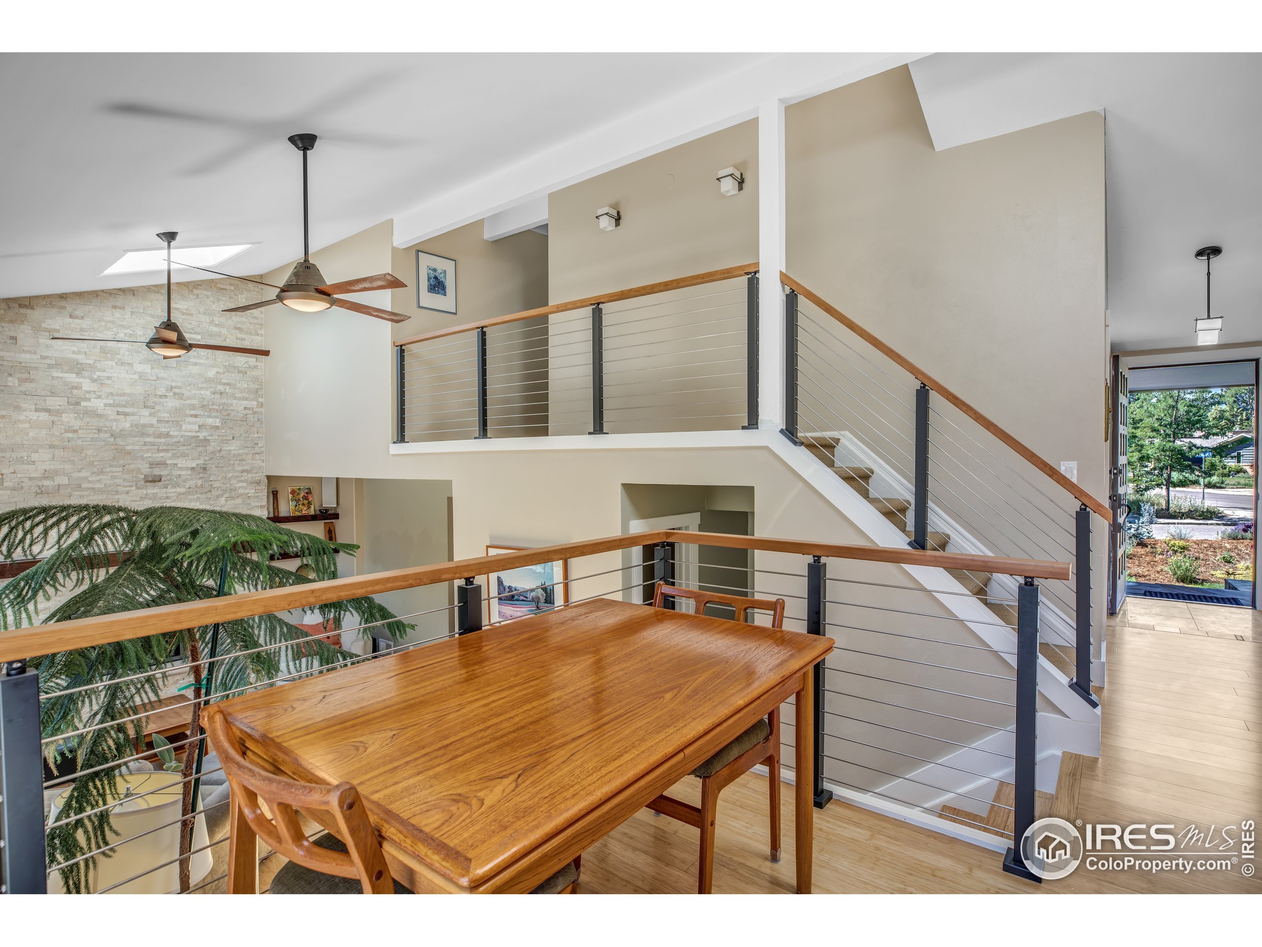 5393 Aztec Dr