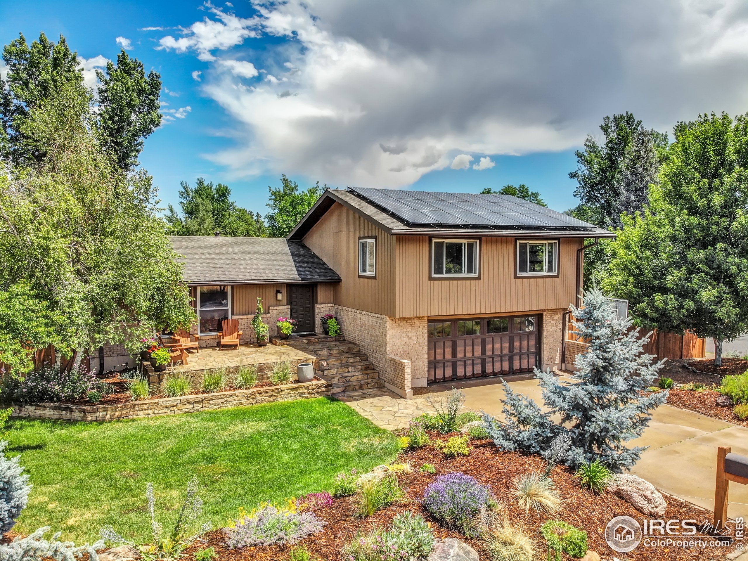 5393 Aztec Dr