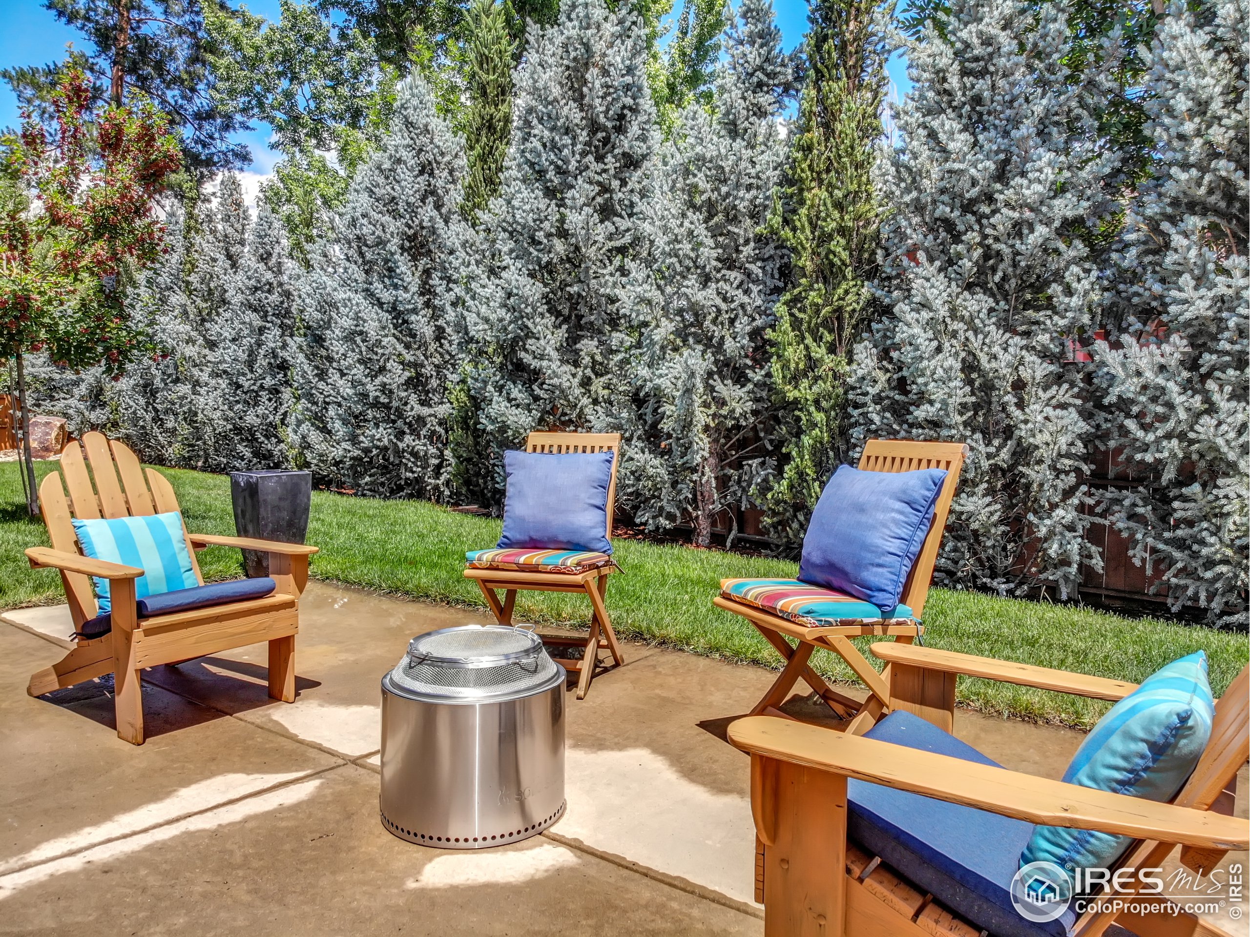 5393 Aztec Dr