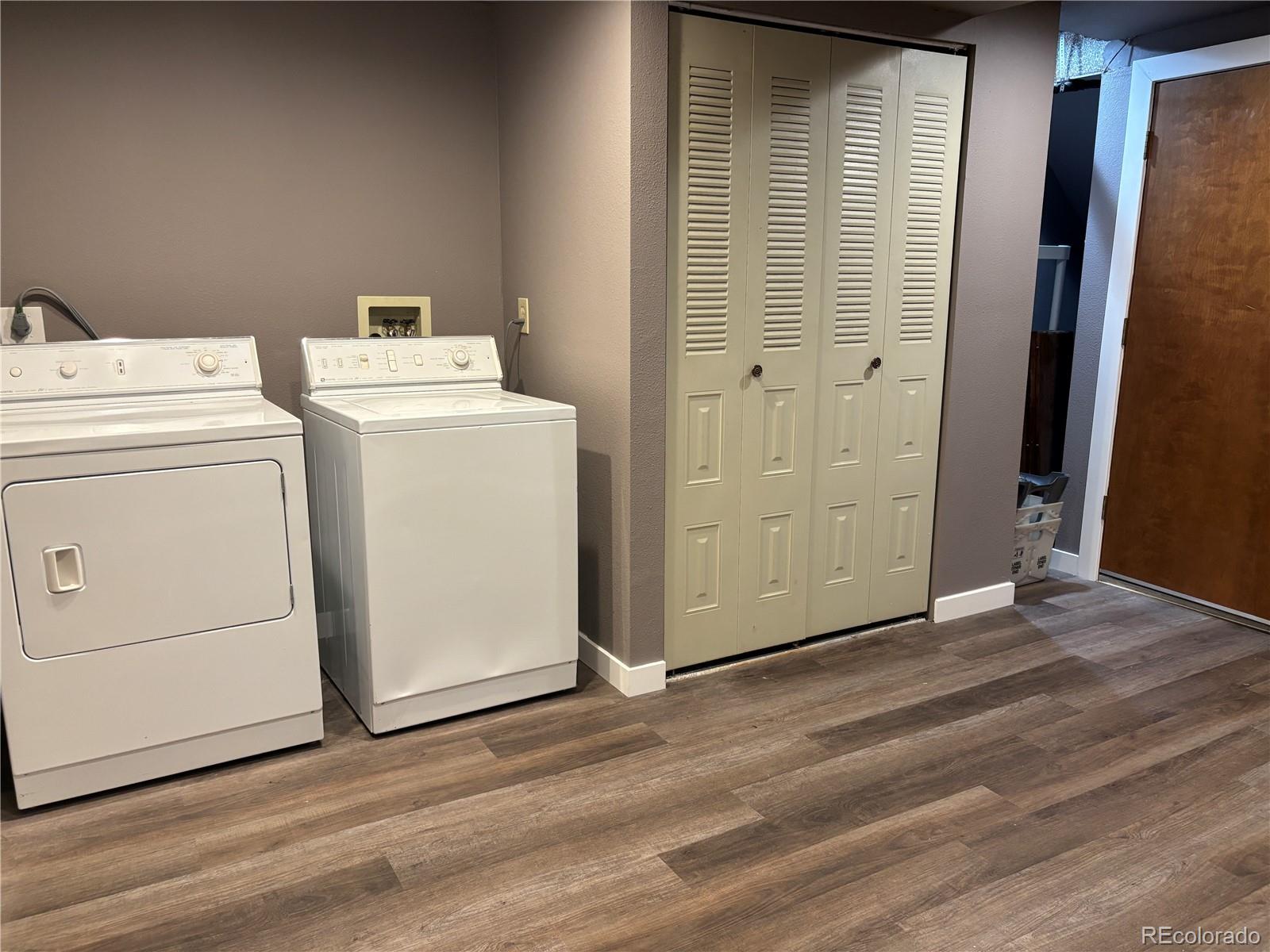 1818 S Quebec Way Unit: 6