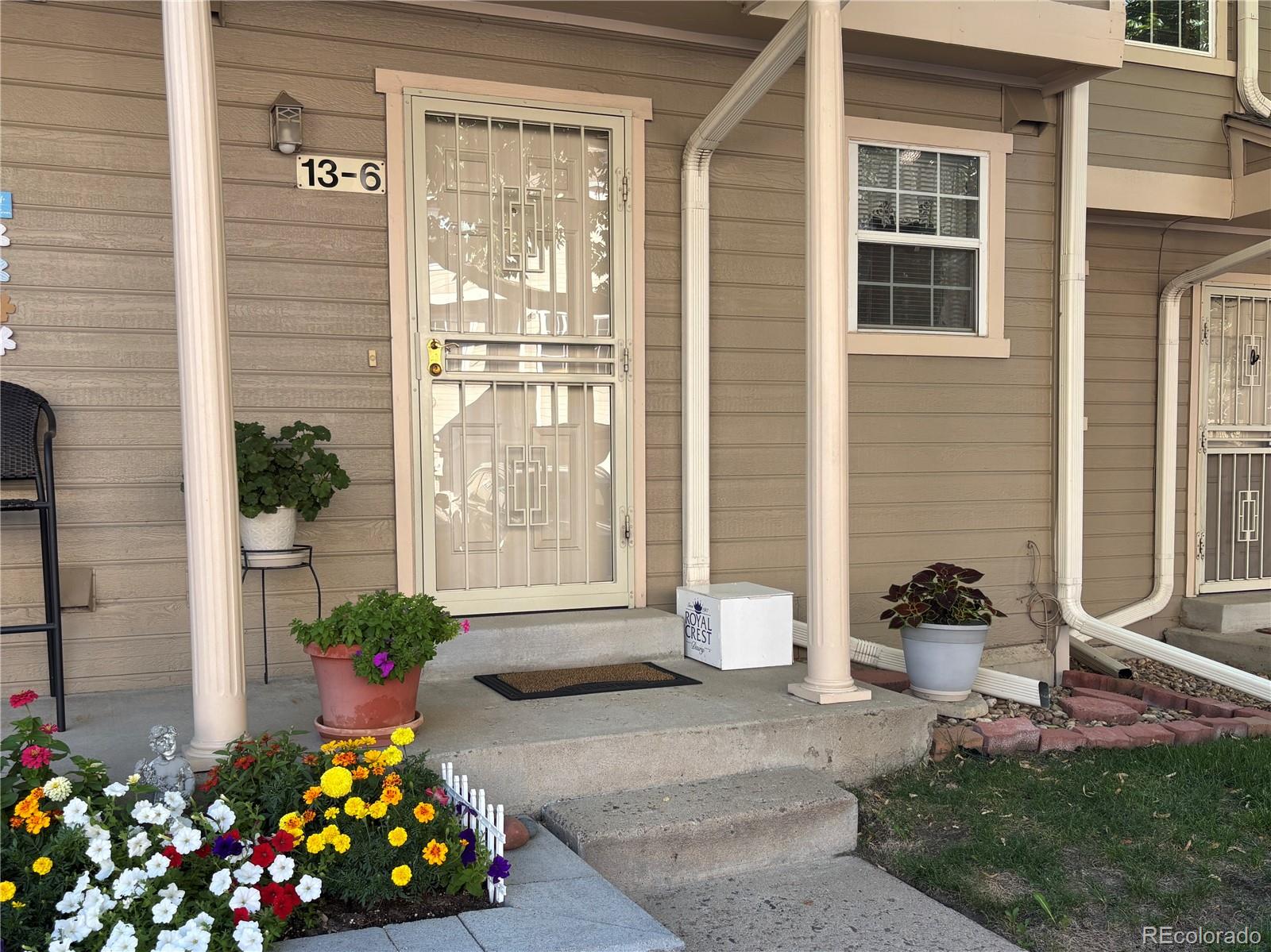 1818 S Quebec Way Unit: 6