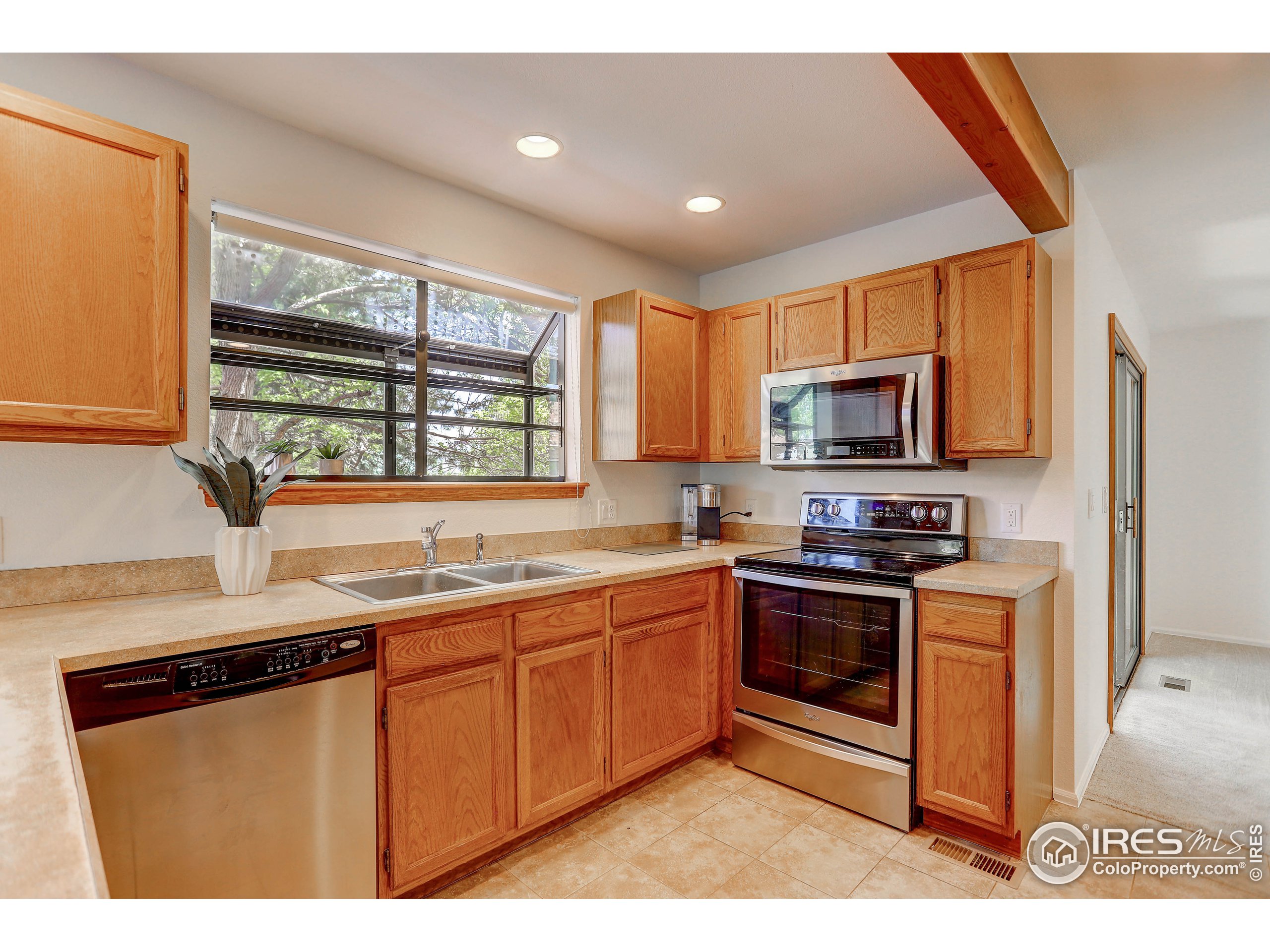 850 Osprey Ct