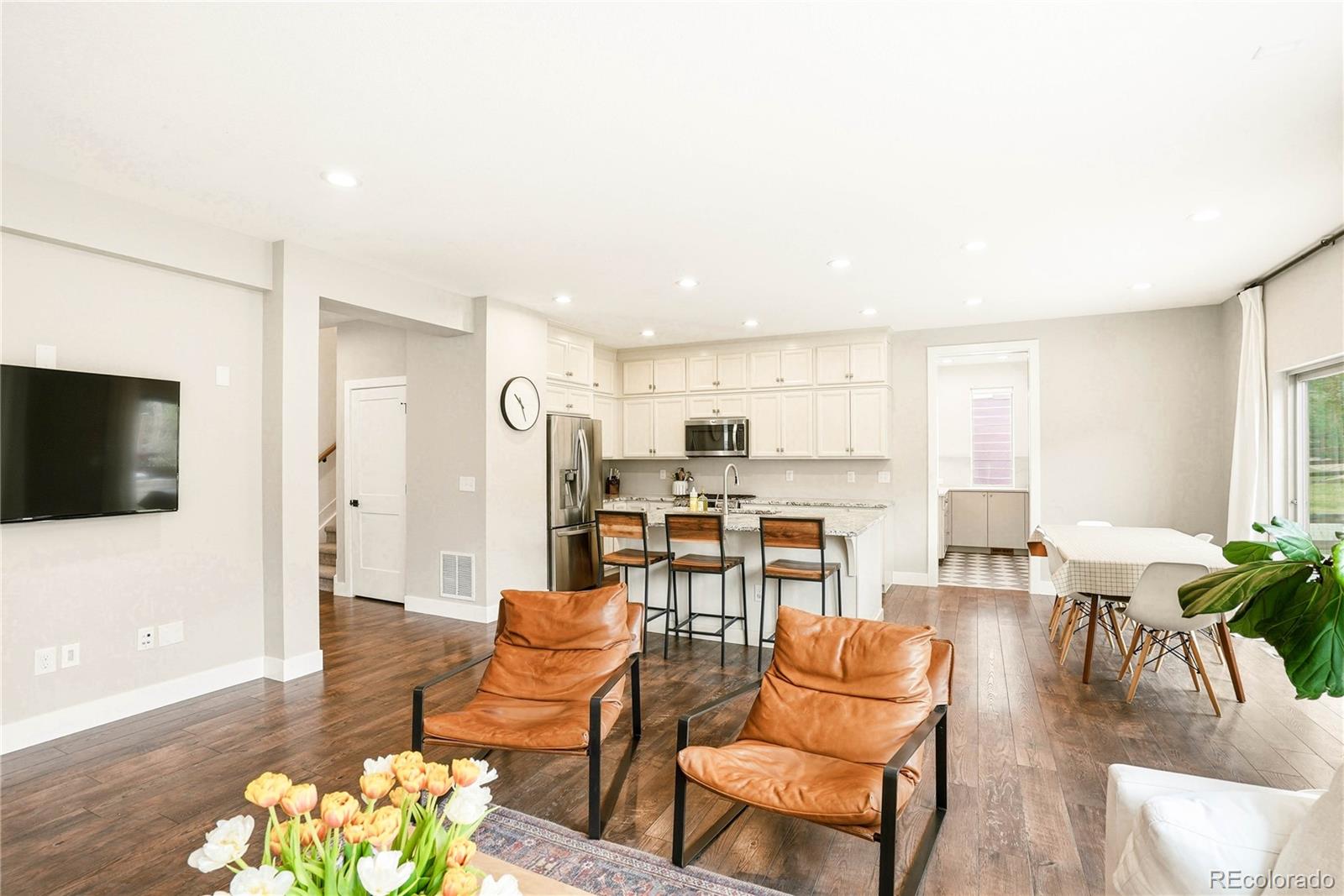 16919 W 86th Place