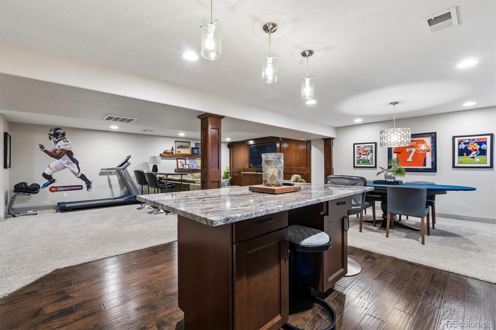 1018 W 127th Place