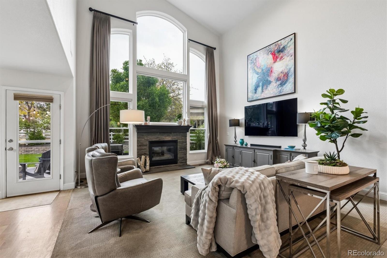 1018 W 127th Place