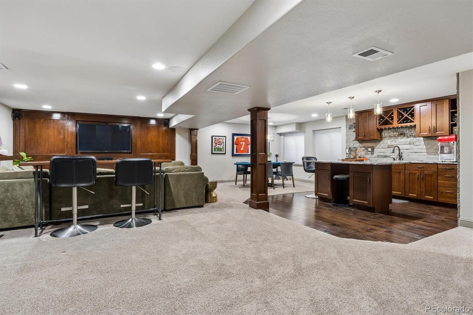 1018 W 127th Place