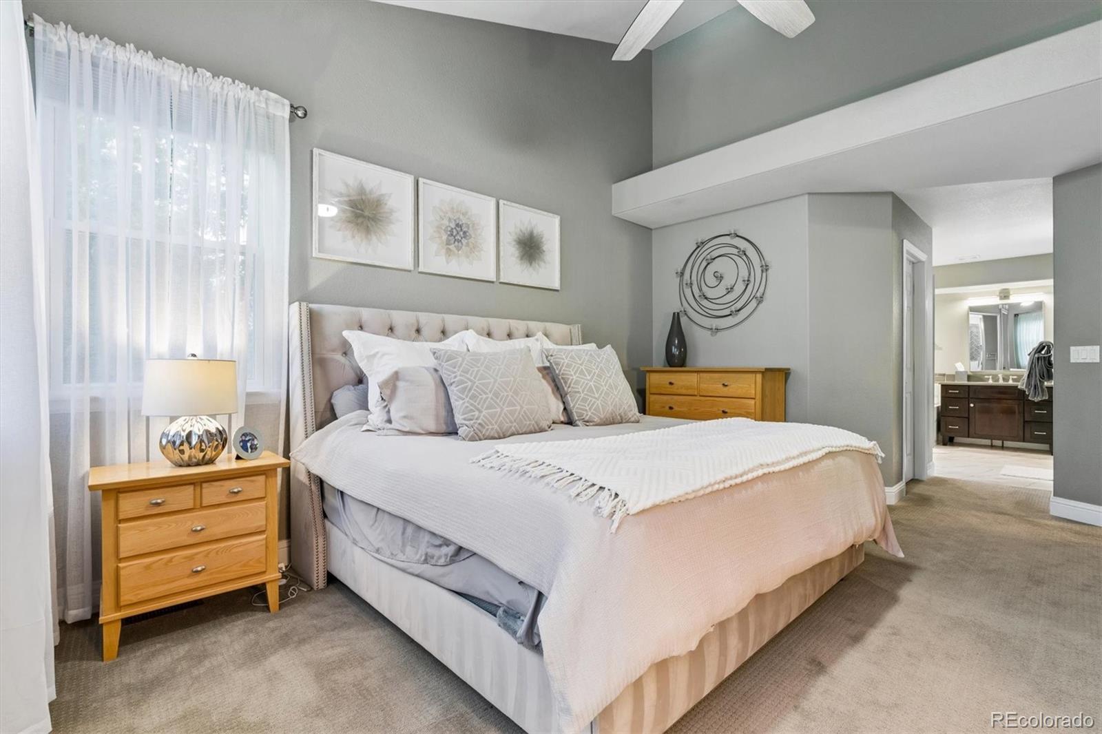1018 W 127th Place